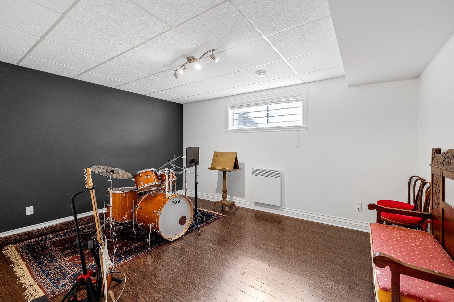 









5


Rue des Ancolies

,
Blainville,




QC
J7C6A9

