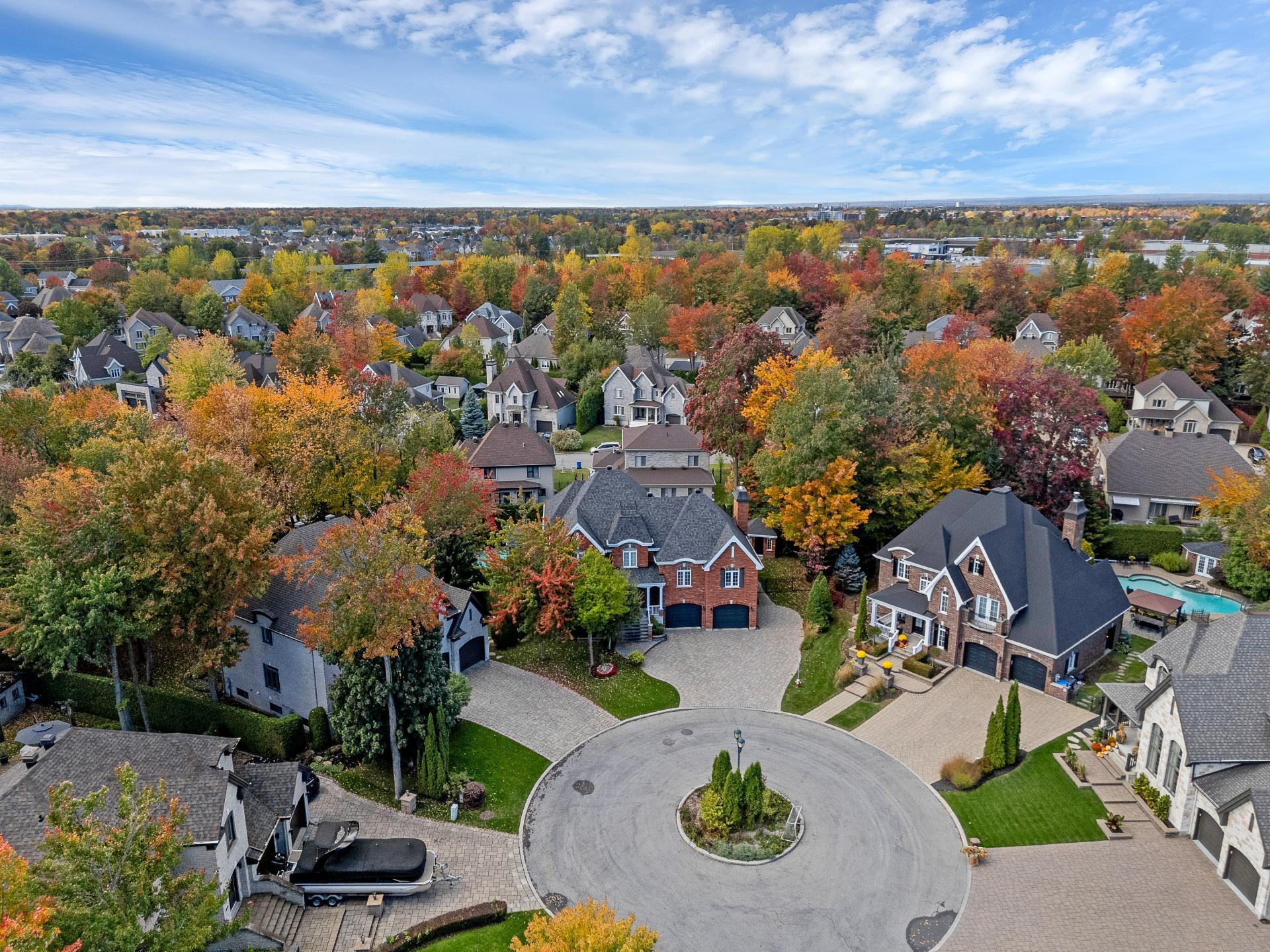 









5


Rue des Ancolies

,
Blainville,




QC
J7C6A9

