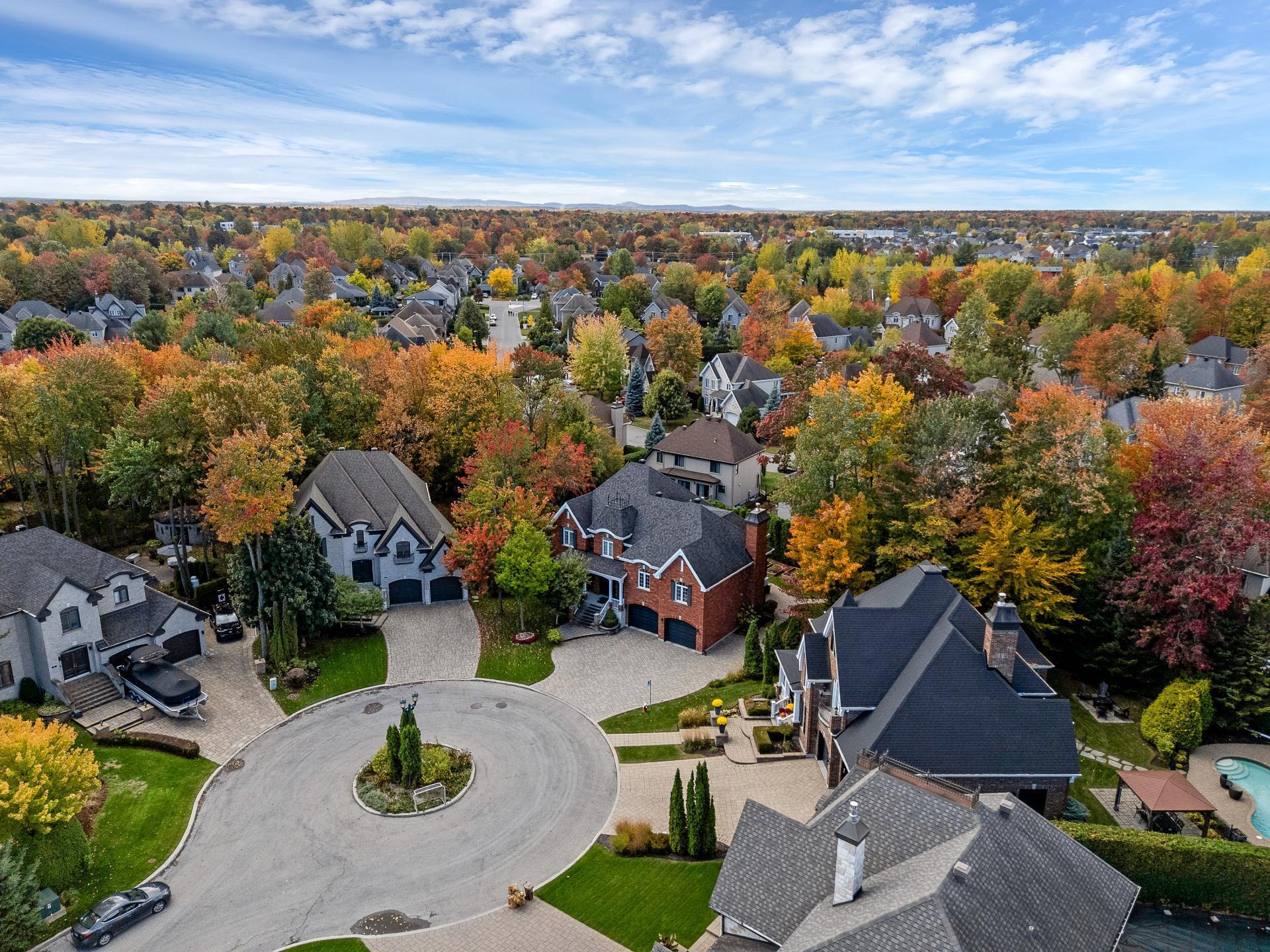 









5


Rue des Ancolies

,
Blainville,




QC
J7C6A9

