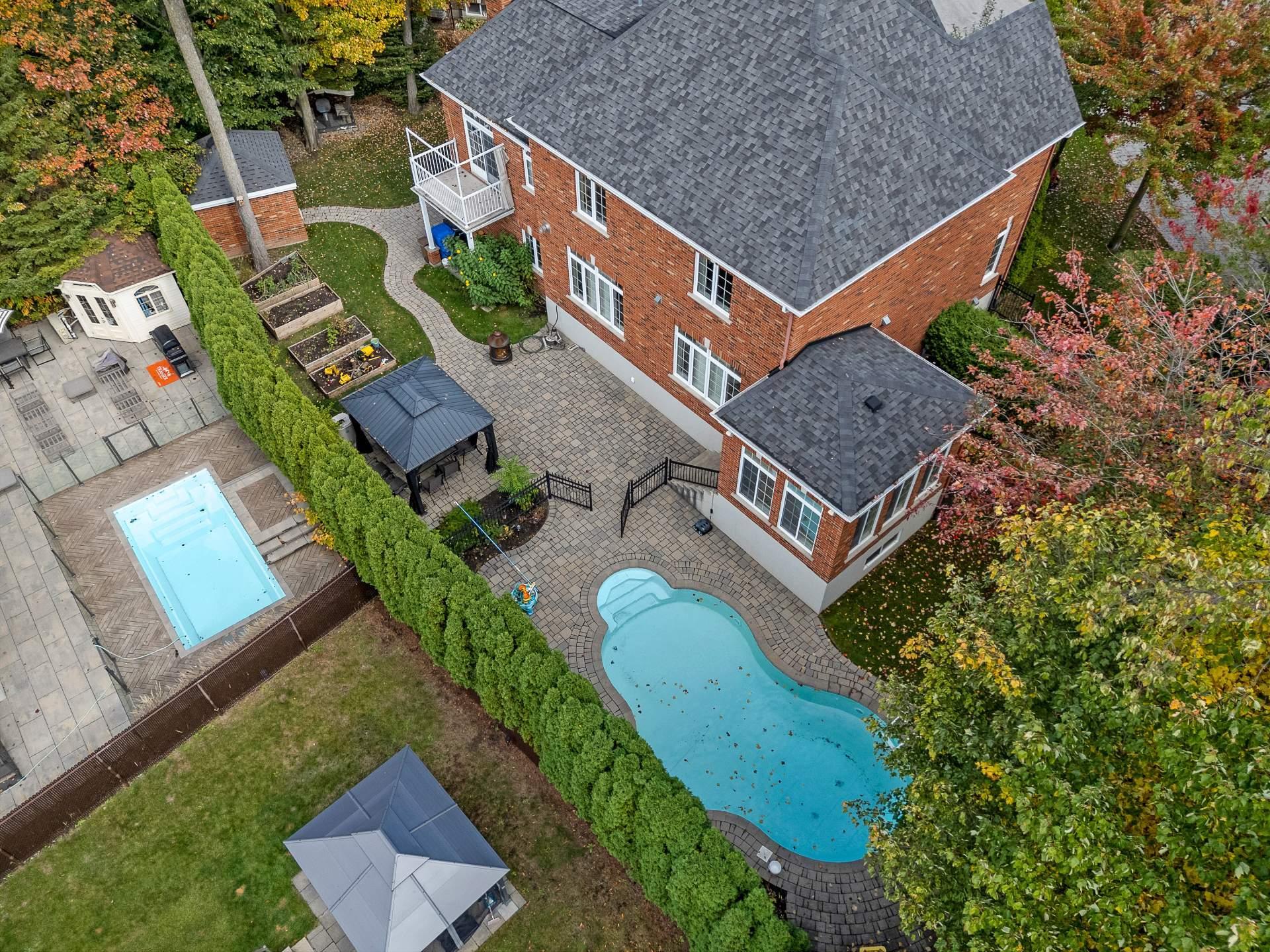 









5


Rue des Ancolies

,
Blainville,




QC
J7C6A9

