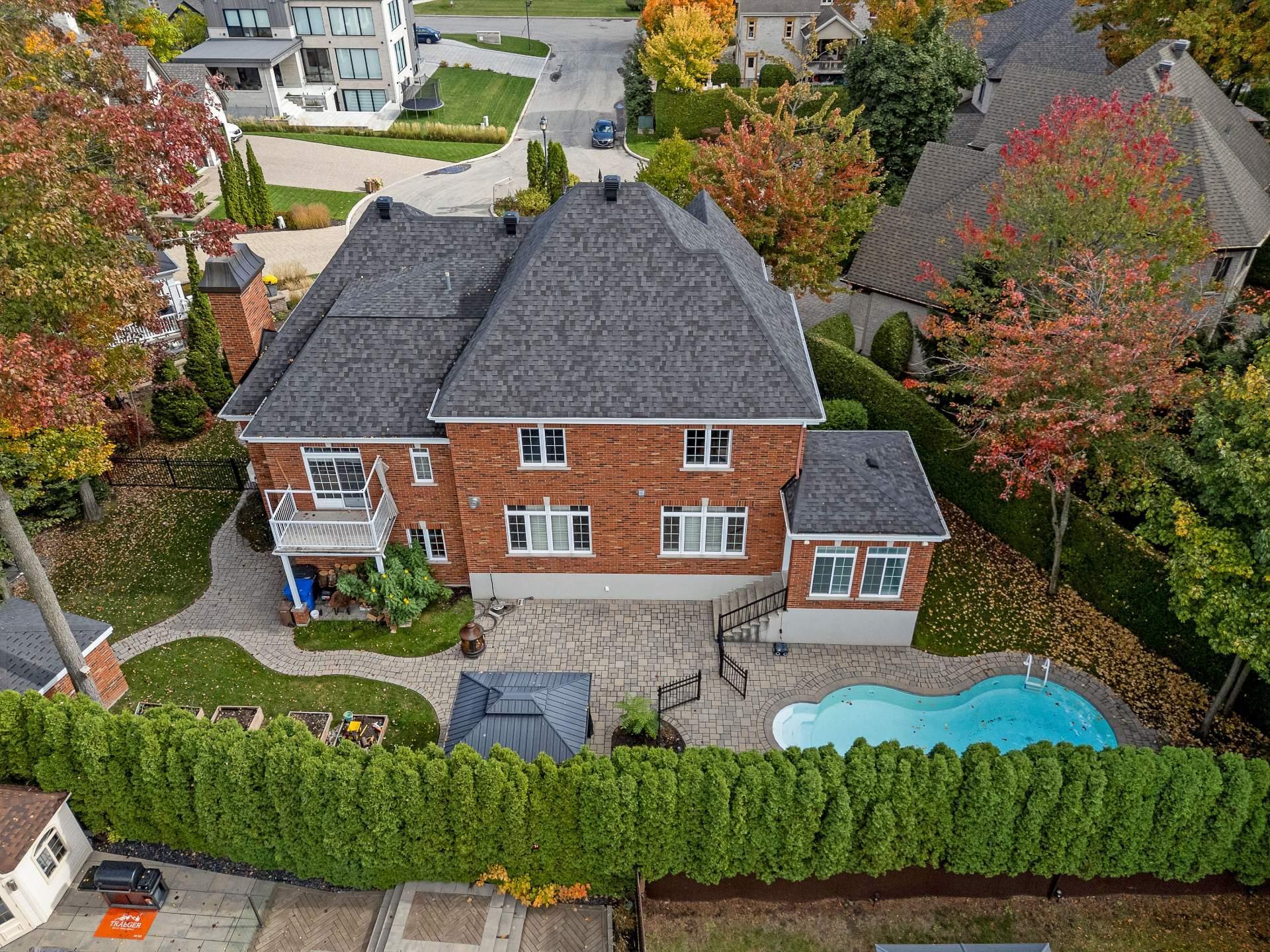 









5


Rue des Ancolies

,
Blainville,




QC
J7C6A9

