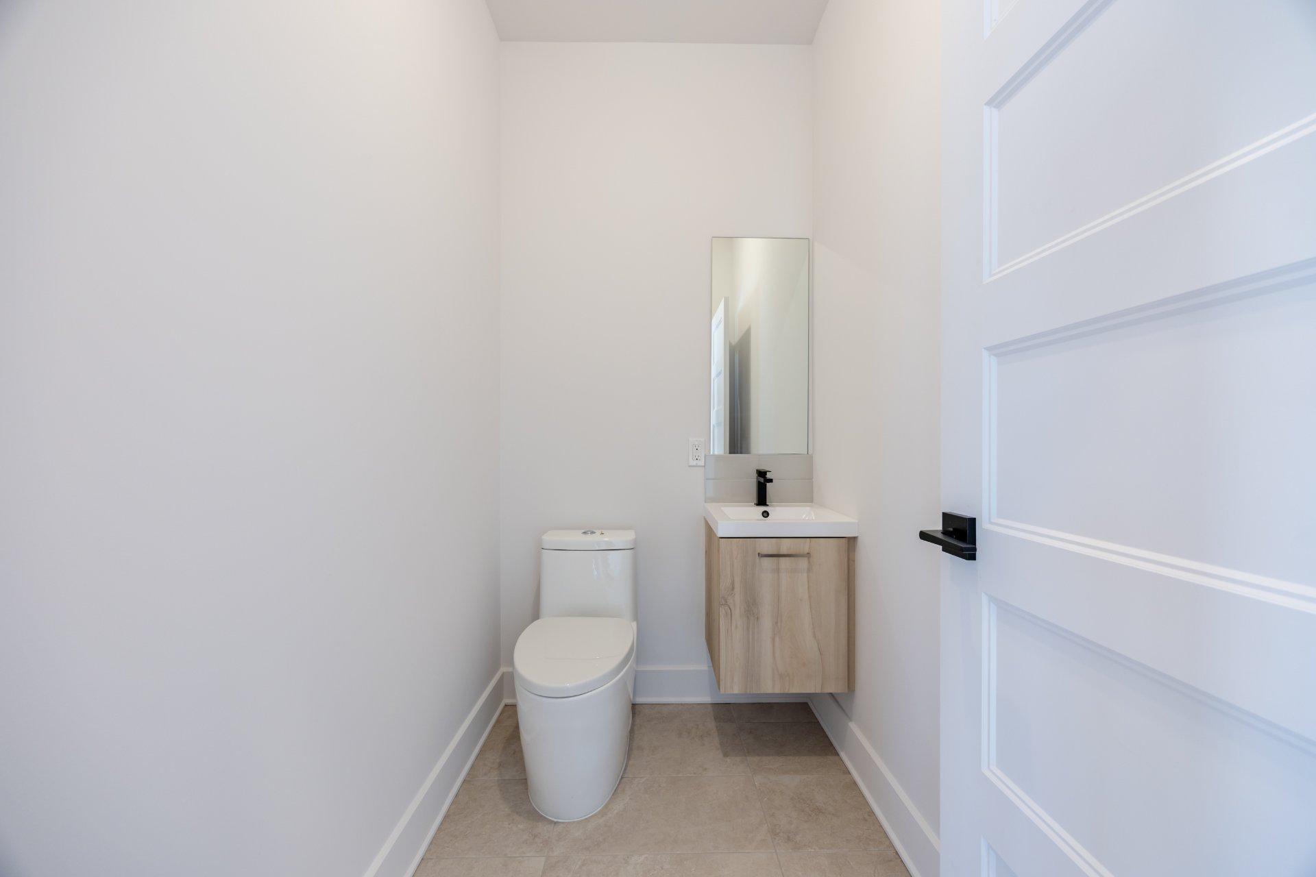 









7Z


Rue de Beaumont

,
Blainville,




QC
J7B6B3

