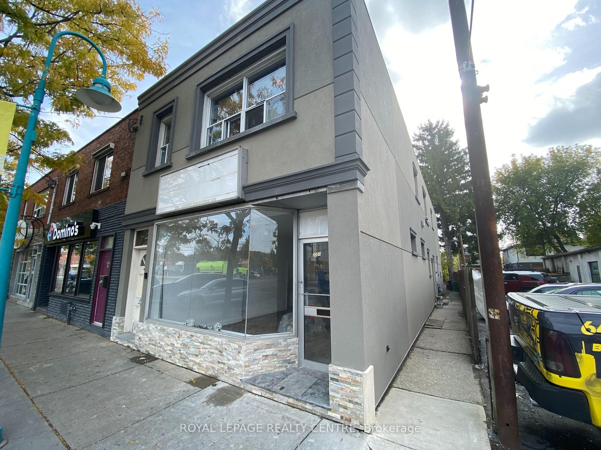 









3351


Lake Shore

Boulevard West, 1,
Toronto,




ON
M8W 1N1


