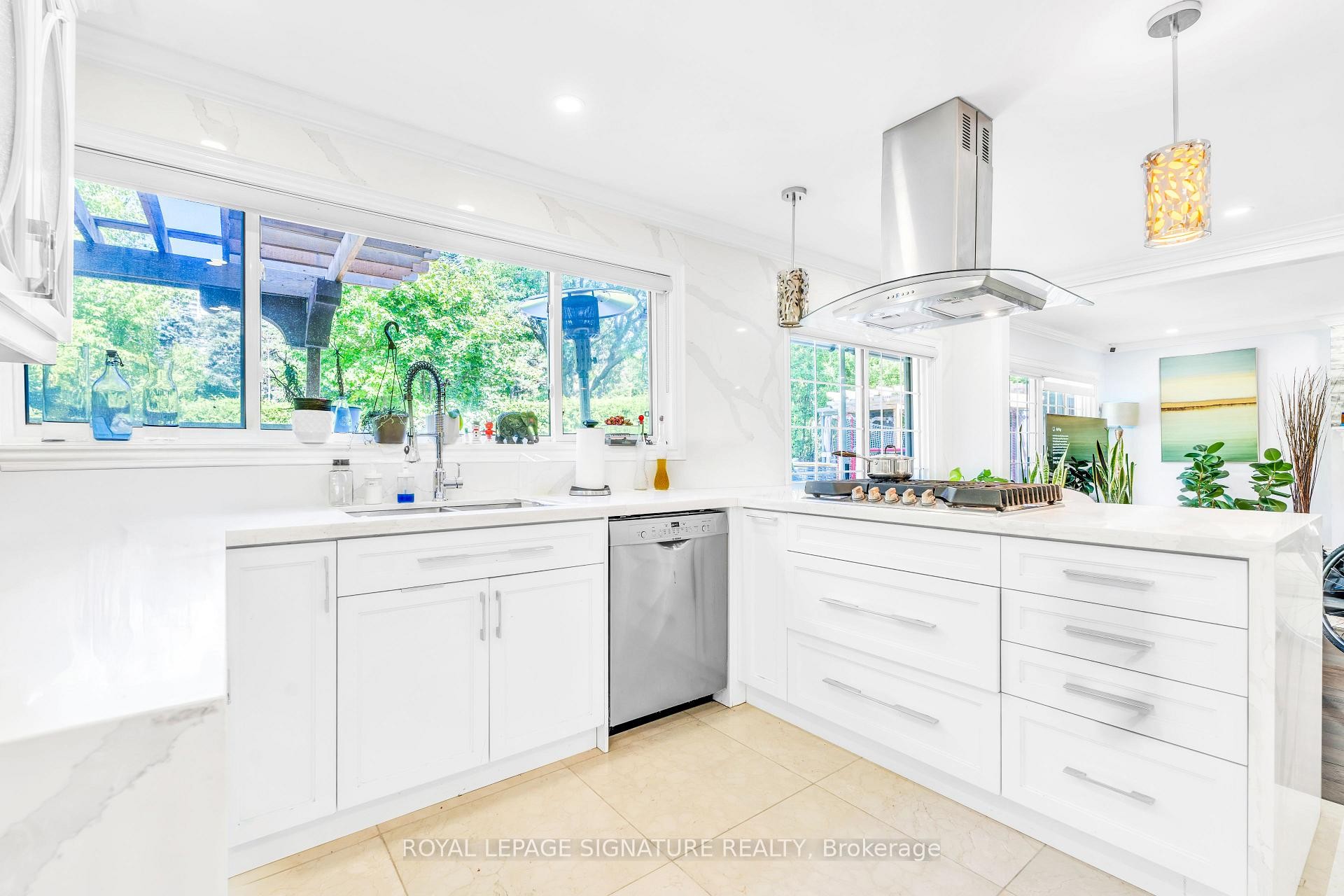 









88


Olsen

Drive,
Toronto,




ON
M3A 3J3

