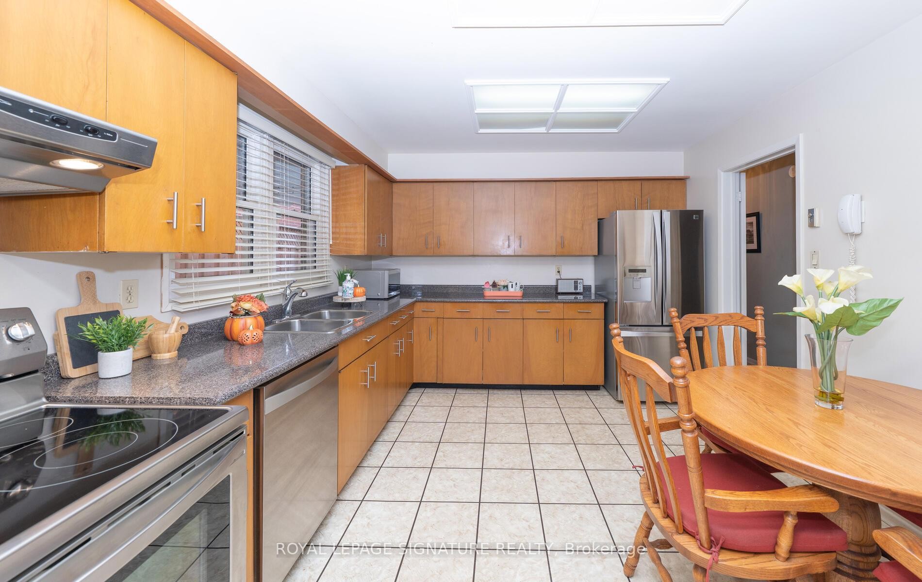 









43


Collingsbrook

Boulevard,
Toronto,




ON
M1W 1L9

