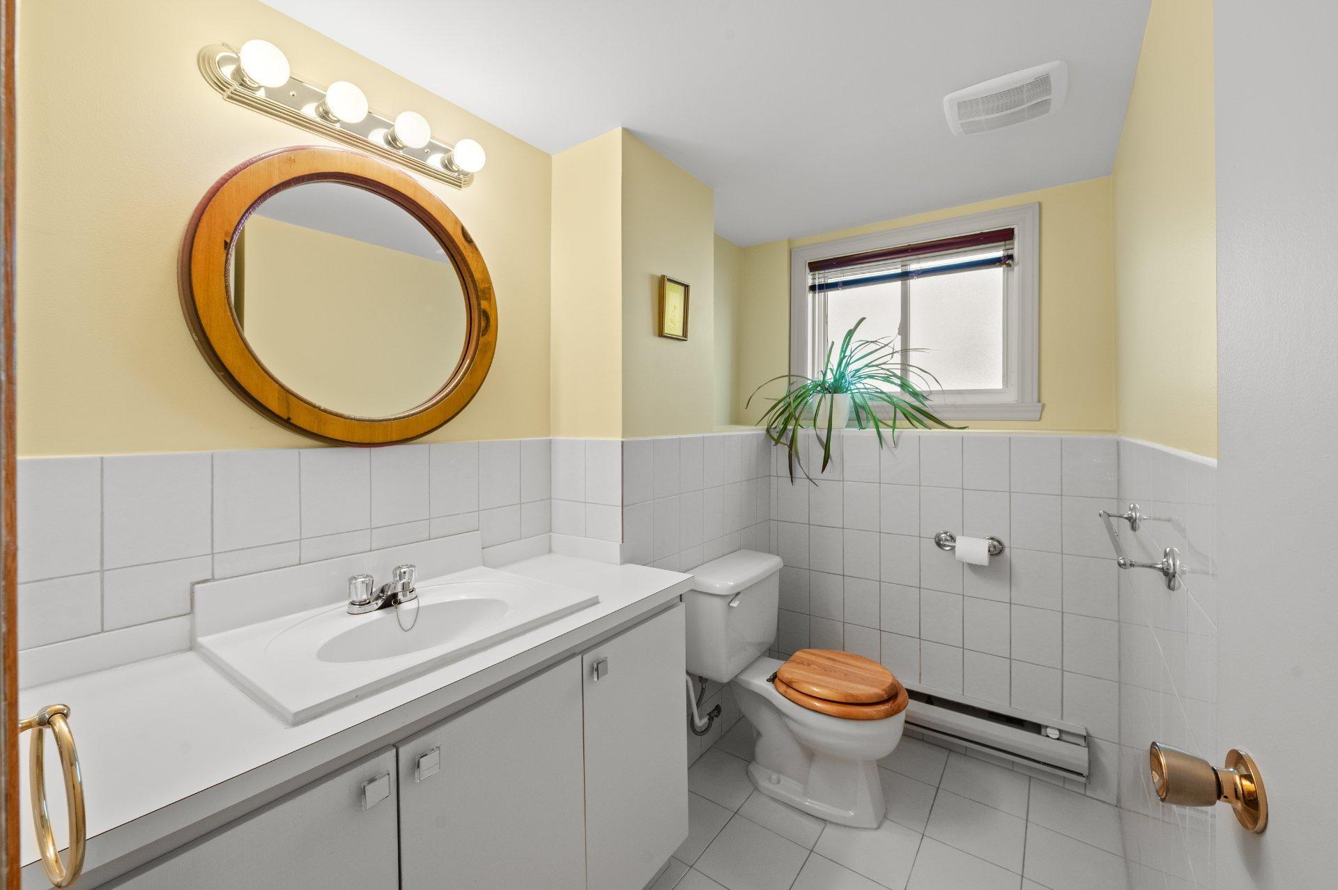 









149


Rue de la Gondole

,
Saint-Eustache,




QC
J7P1N6

