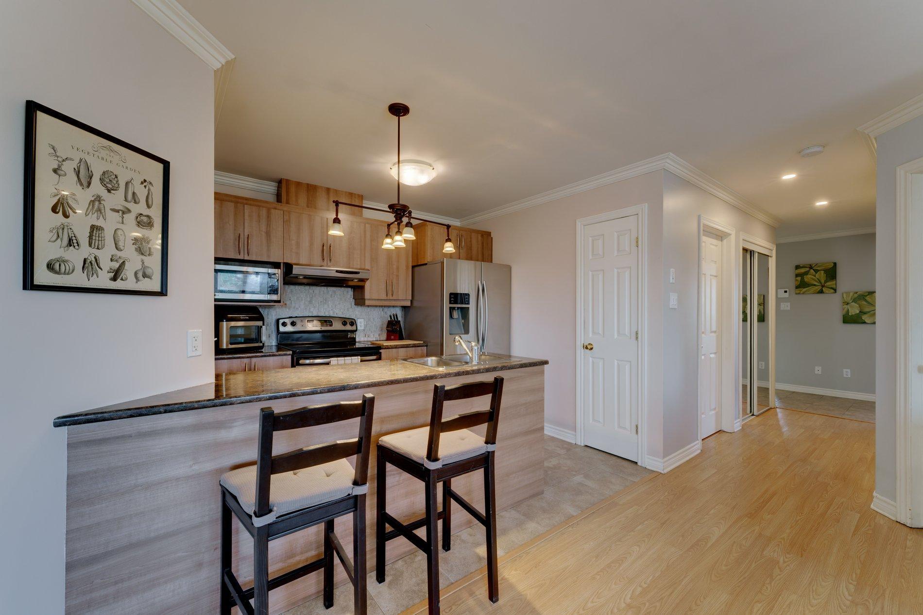 









4112


Boul. Gareau

,
Longueuil (Saint-Hubert),




QC
J3Y0G1

