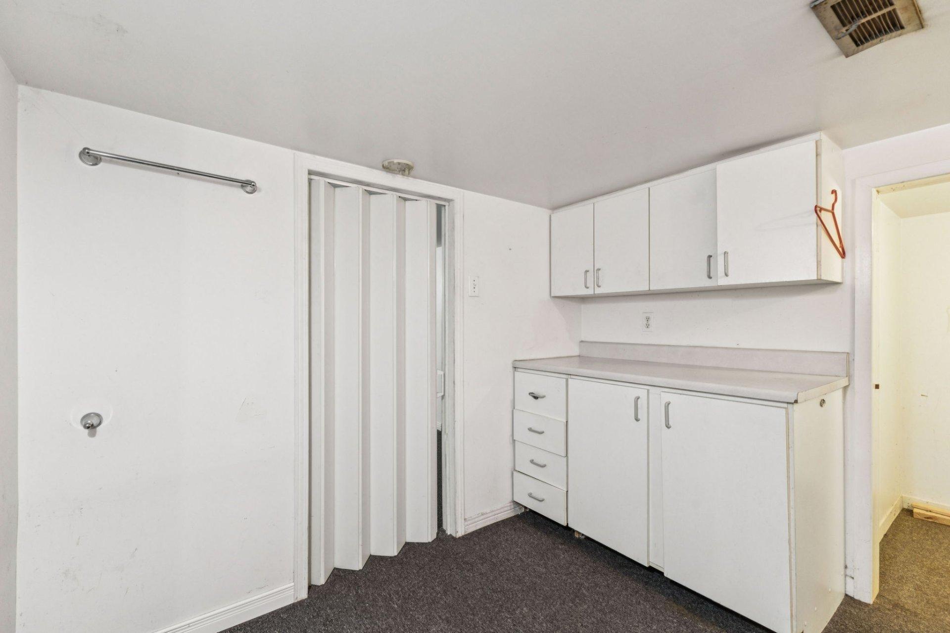 









99


Rue Cousineau

,
Gatineau (Gatineau),




QC
J8T3R9

