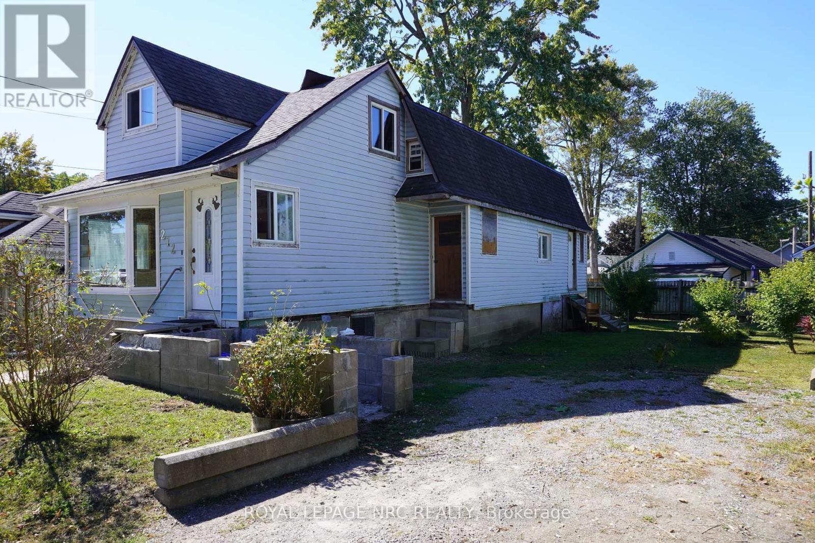 












212 LINCOLN ROAD W

,
Fort Erie (Crystal Beach),




Ontario
L0S1B0

