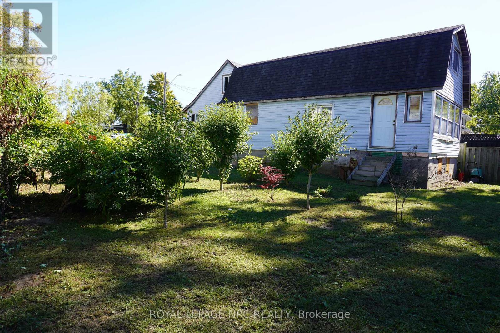 












212 LINCOLN ROAD W

,
Fort Erie (Crystal Beach),




Ontario
L0S1B0

