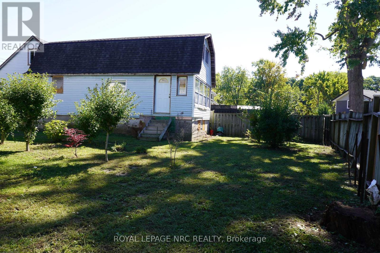 












212 LINCOLN ROAD W

,
Fort Erie (Crystal Beach),




Ontario
L0S1B0

