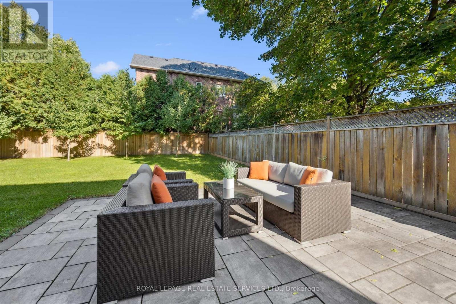 












14 WESTGLEN CRESCENT

,
Toronto,




Ontario
M9B4R1

