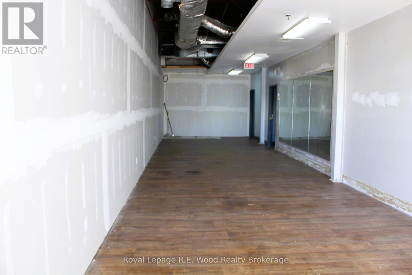 












G - 102 TILLSON AVENUE

,
Tillsonburg,




Ontario
N4G3A4

