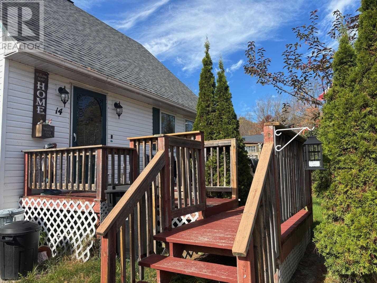 












14 Cutler AVE

,
Spanish,




Ontario
P0P2A0

