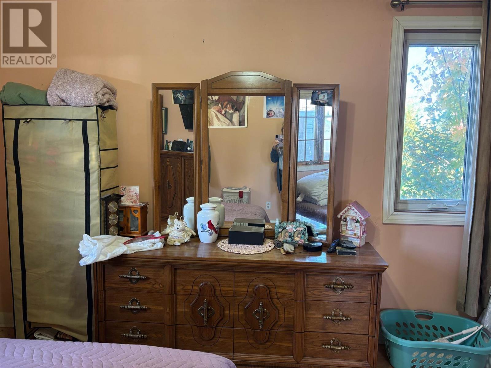 












14 Cutler AVE

,
Spanish,




Ontario
P0P2A0

