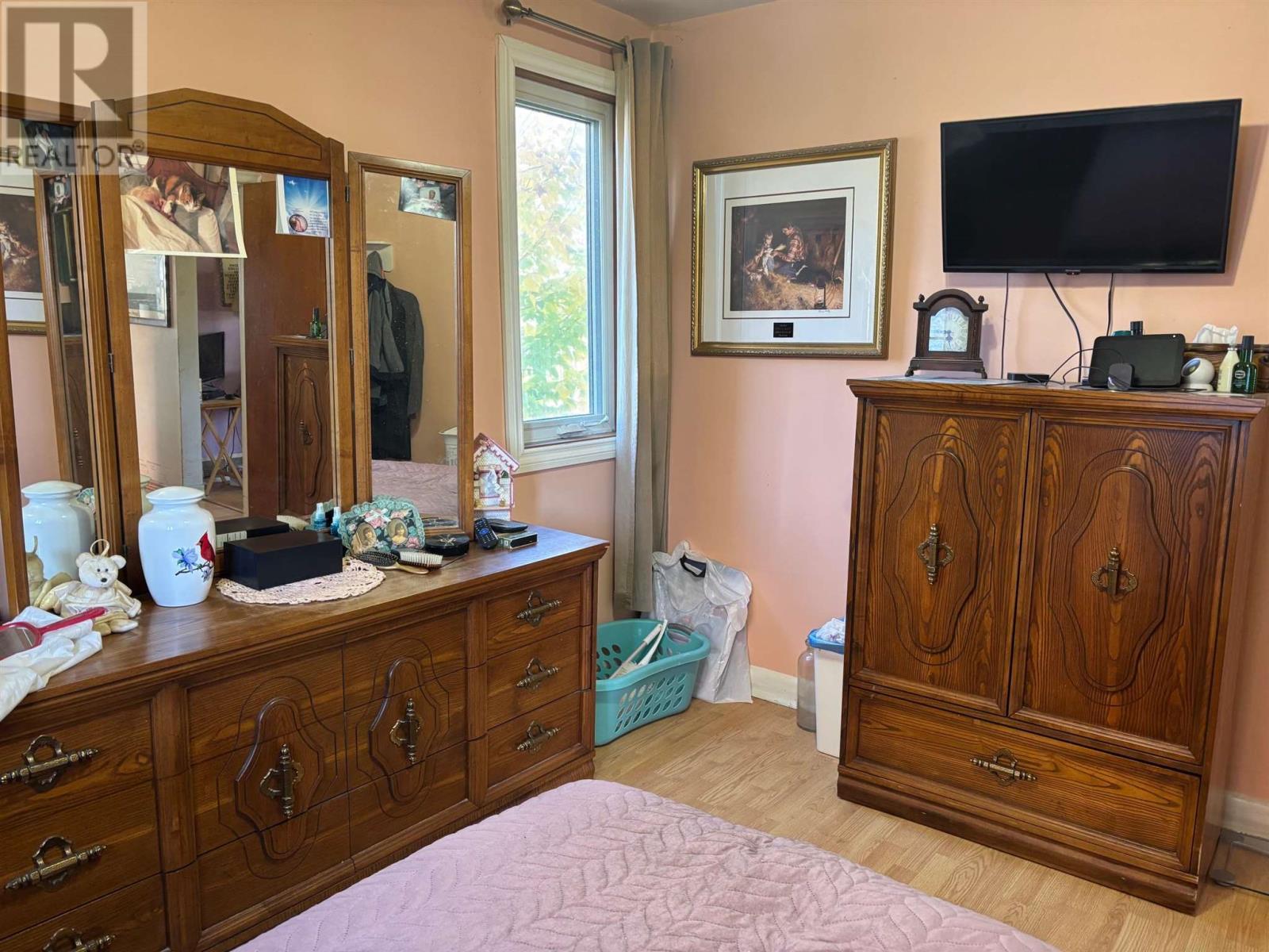 












14 Cutler AVE

,
Spanish,




Ontario
P0P2A0

