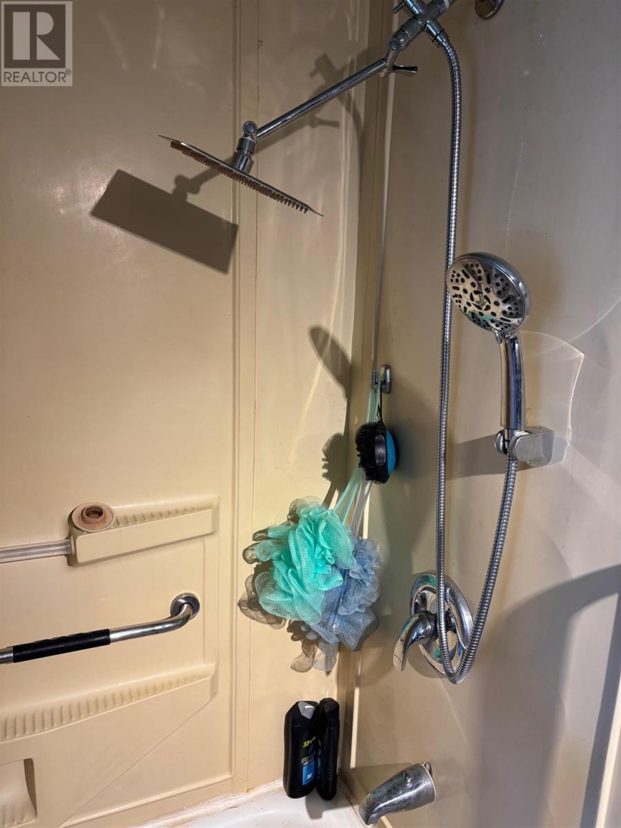 












14 Cutler AVE

,
Spanish,




Ontario
P0P2A0

