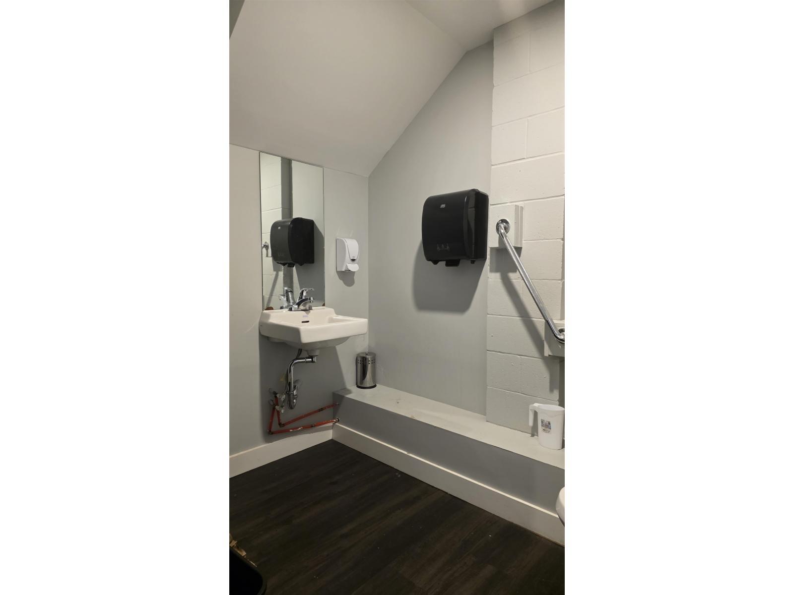 












1 17537 56 AVENUE

,
Surrey,




British Columbia
V3S1C4

