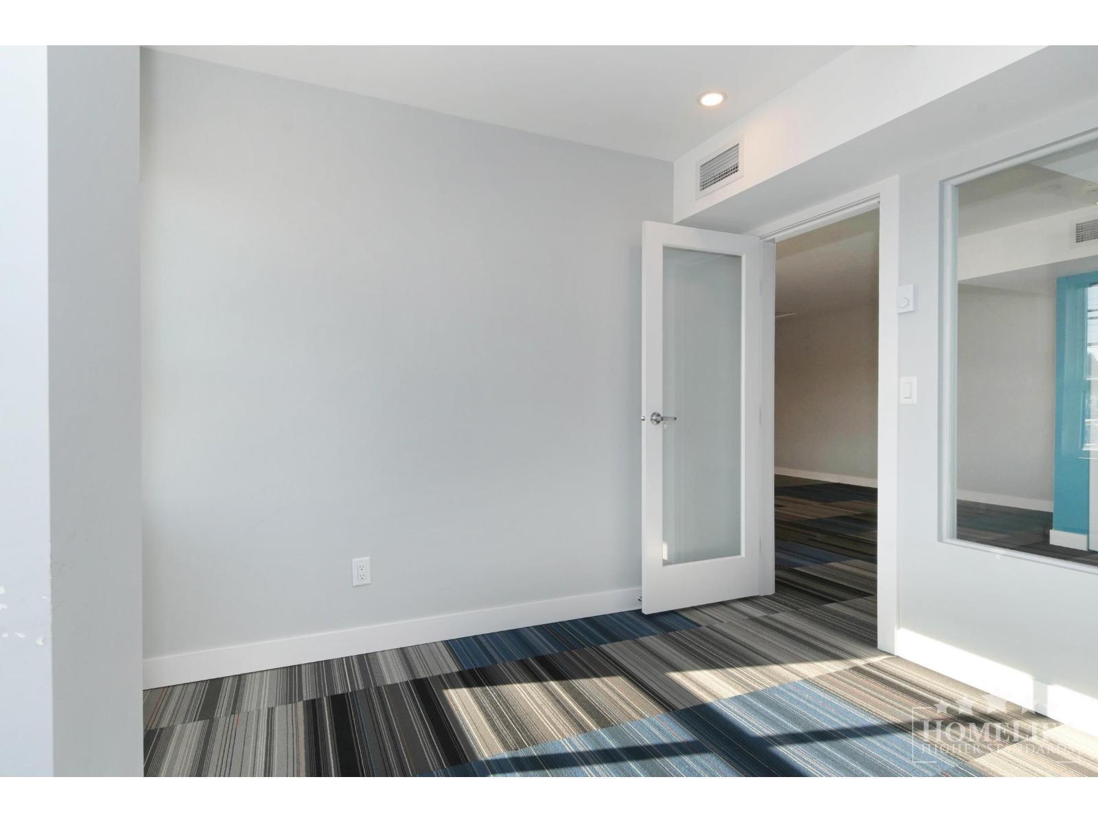 












1 17537 56 AVENUE

,
Surrey,




British Columbia
V3S1C4

