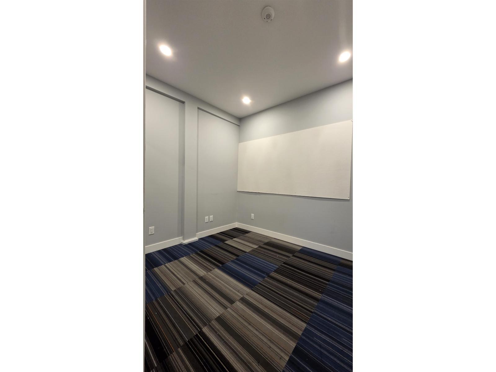 












1 17537 56 AVENUE

,
Surrey,




British Columbia
V3S1C4

