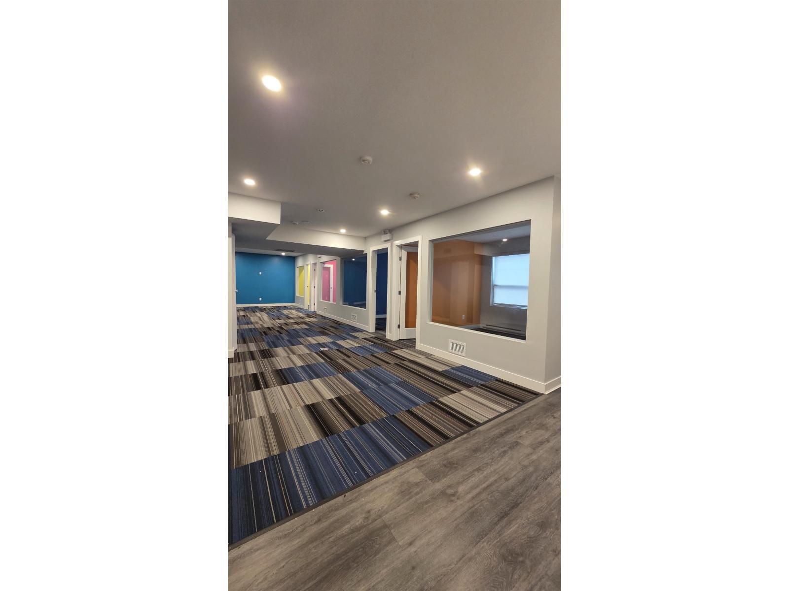 












2 17537 56 AVENUE

,
Surrey,




British Columbia
V3S1C4

