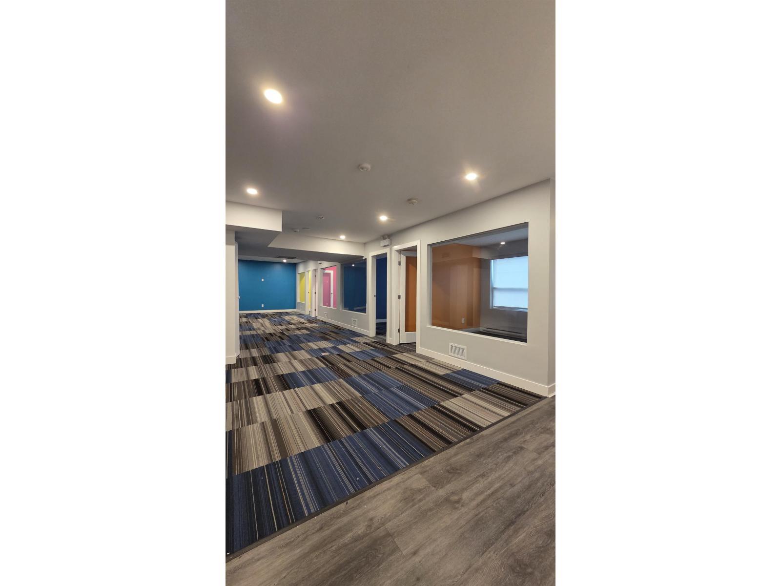 












2 17537 56 AVENUE

,
Surrey,




British Columbia
V3S1C4

