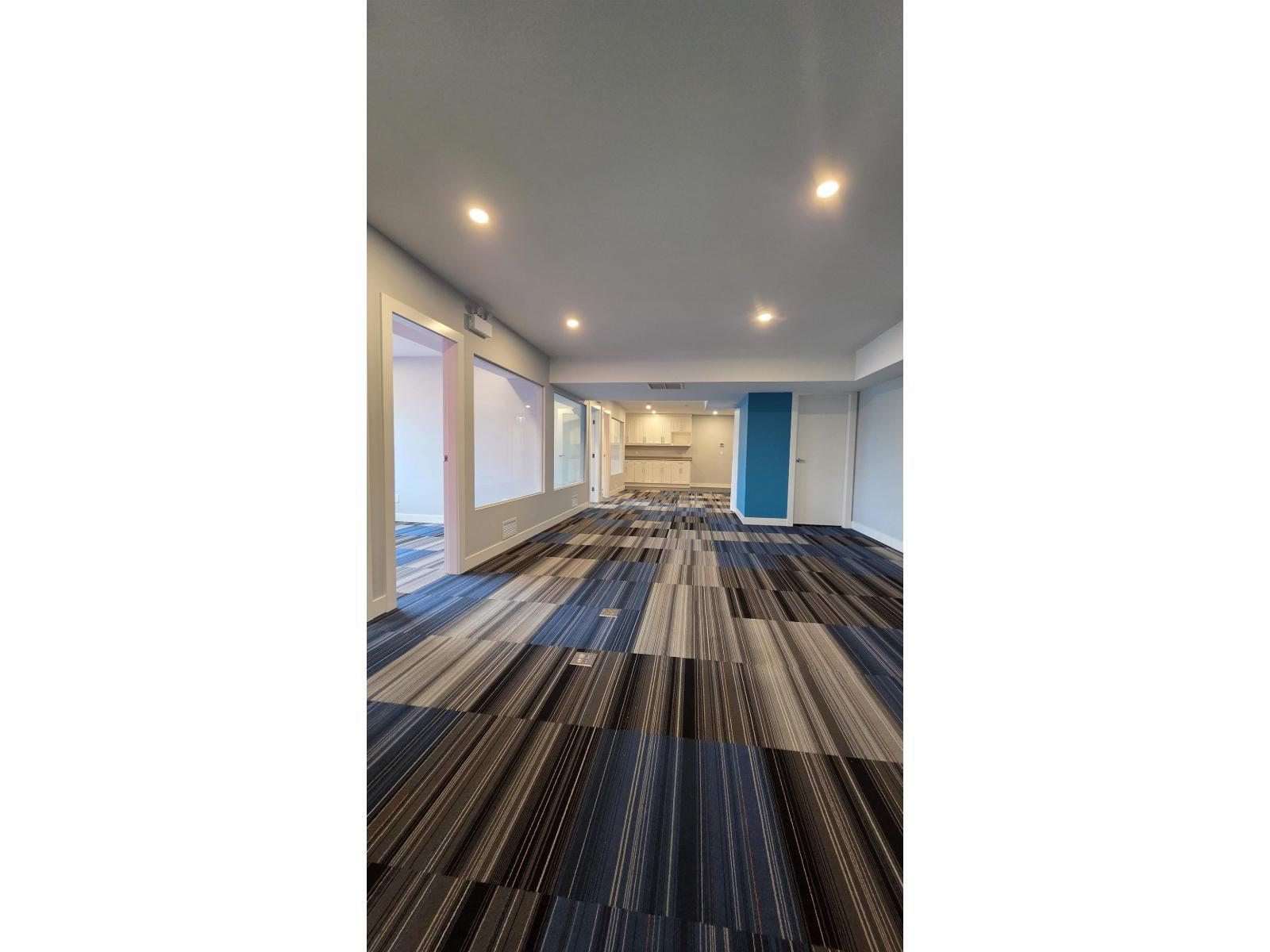 












2 17537 56 AVENUE

,
Surrey,




British Columbia
V3S1C4

