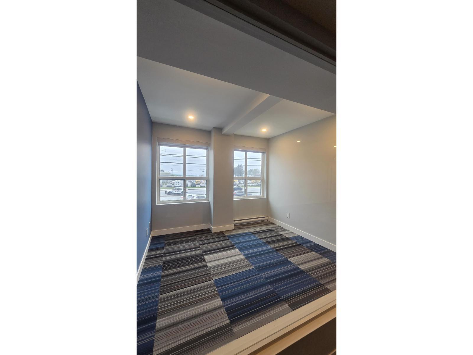 












2 17537 56 AVENUE

,
Surrey,




British Columbia
V3S1C4

