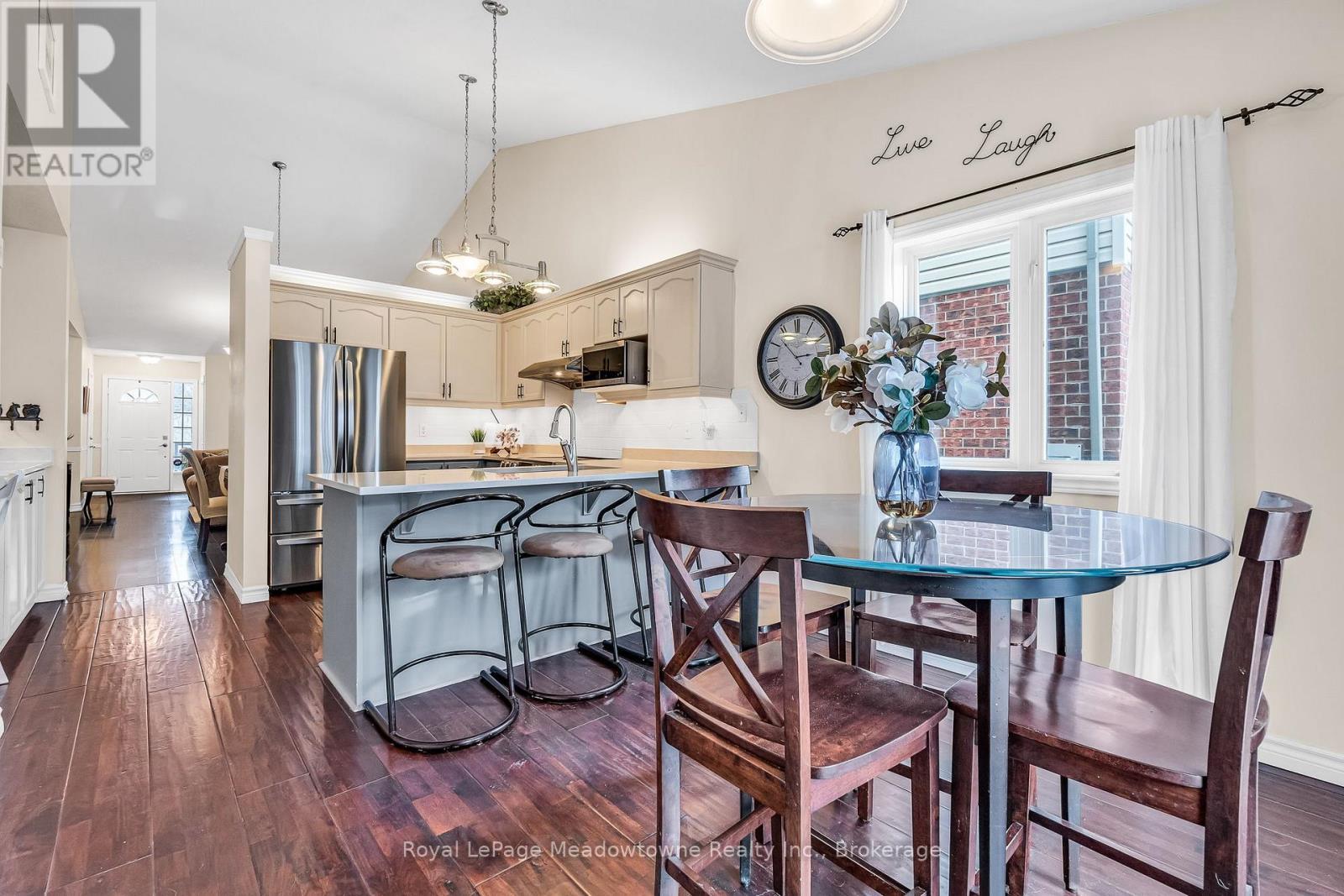 












14 ATTO DRIVE

,
Guelph (Victoria North),




Ontario
N1E0E4

