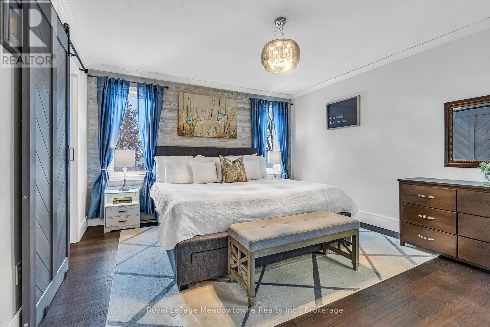 












14 ATTO DRIVE

,
Guelph (Victoria North),




Ontario
N1E0E4

