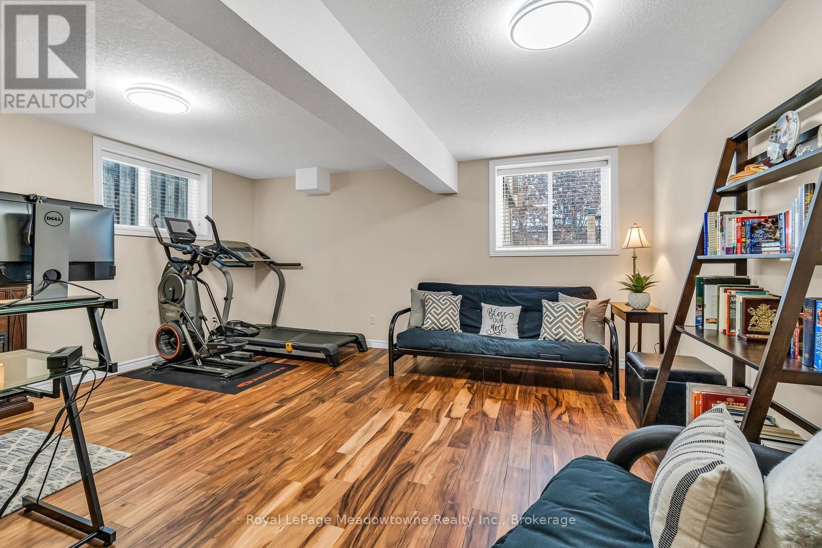 












14 ATTO DRIVE

,
Guelph (Victoria North),




Ontario
N1E0E4

