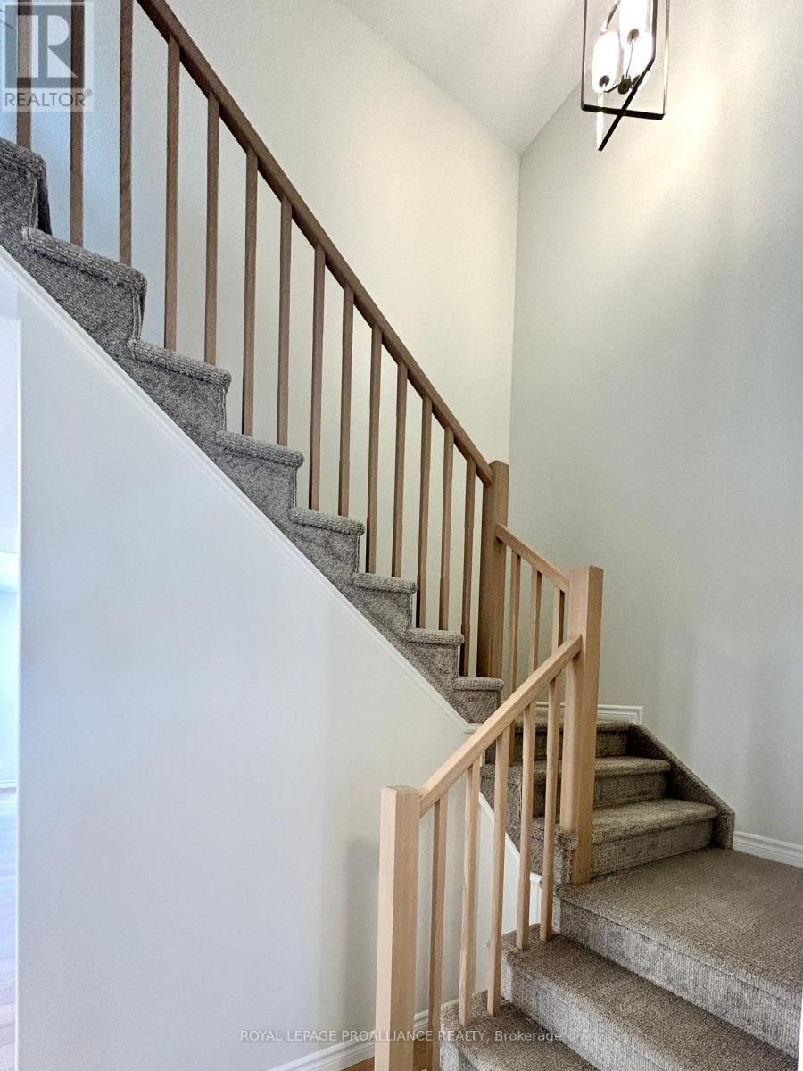 












14 PEACE RIVER STREET

,
Belleville (Thurlow Ward),




Ontario
K8N0V6

