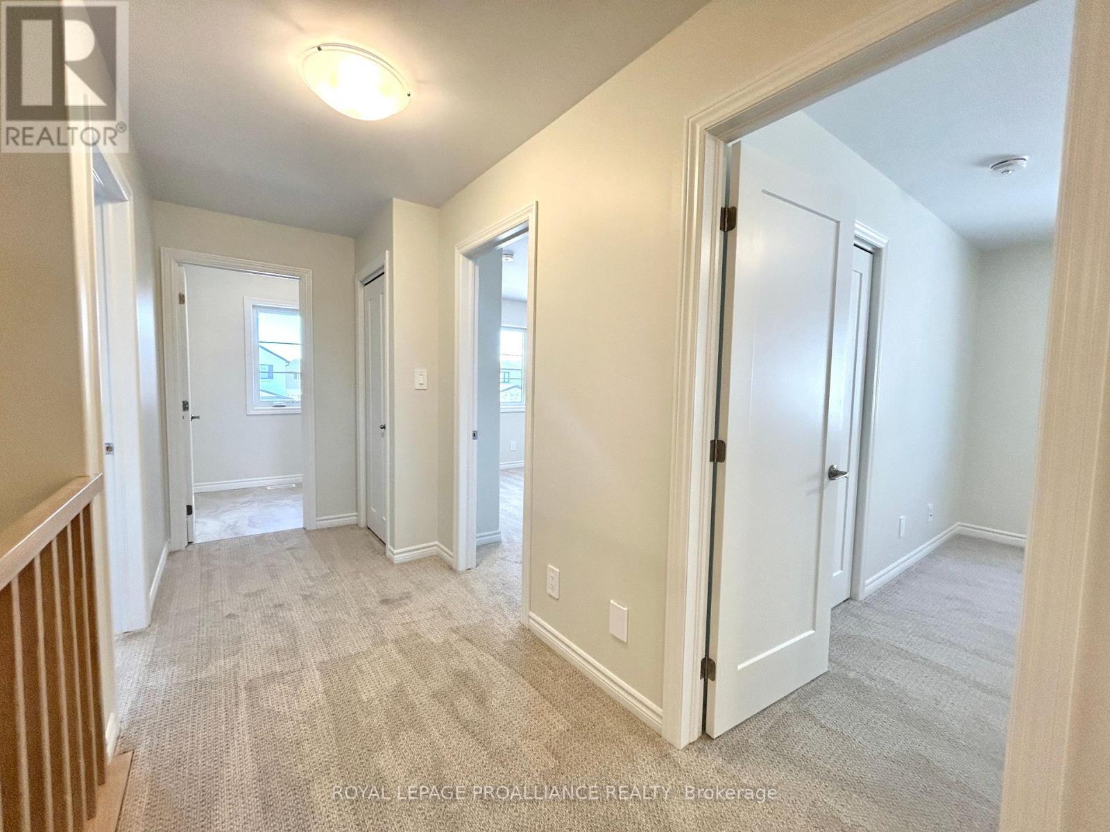 












14 PEACE RIVER STREET

,
Belleville (Thurlow Ward),




Ontario
K8N0V6

