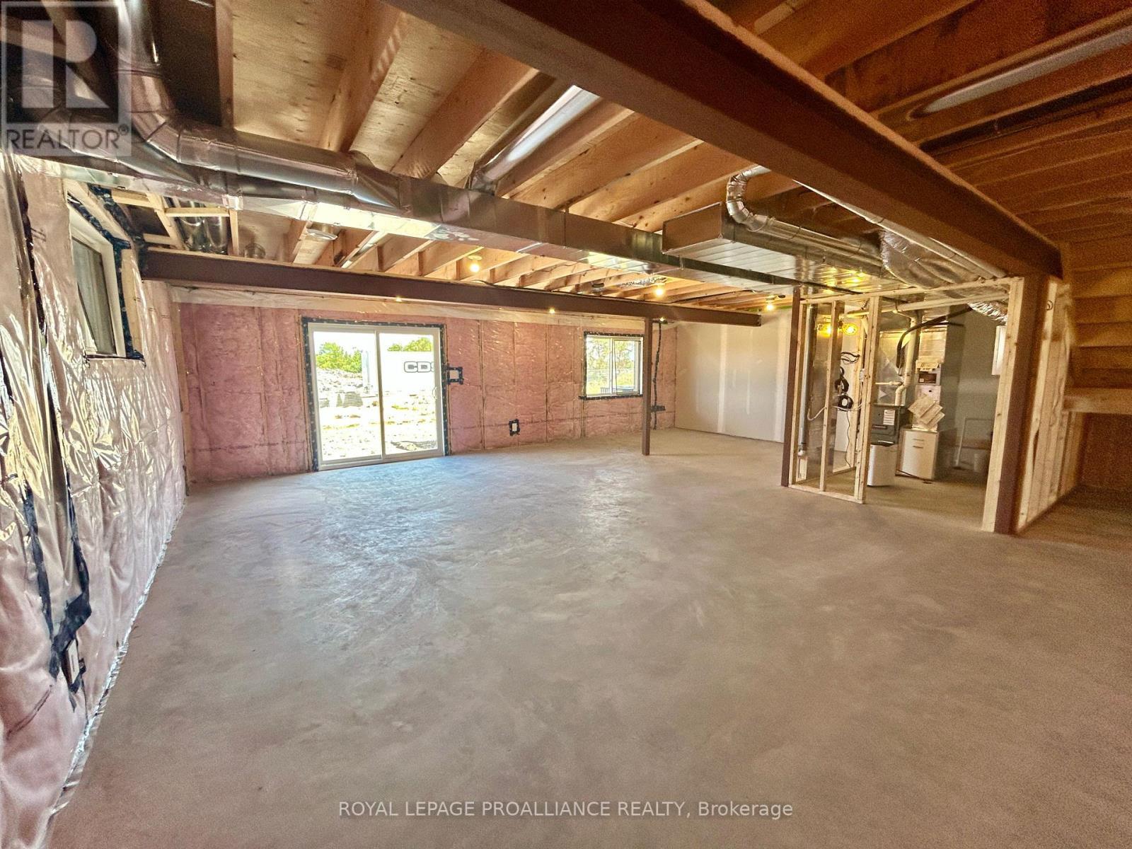 












14 PEACE RIVER STREET

,
Belleville (Thurlow Ward),




Ontario
K8N0V6

