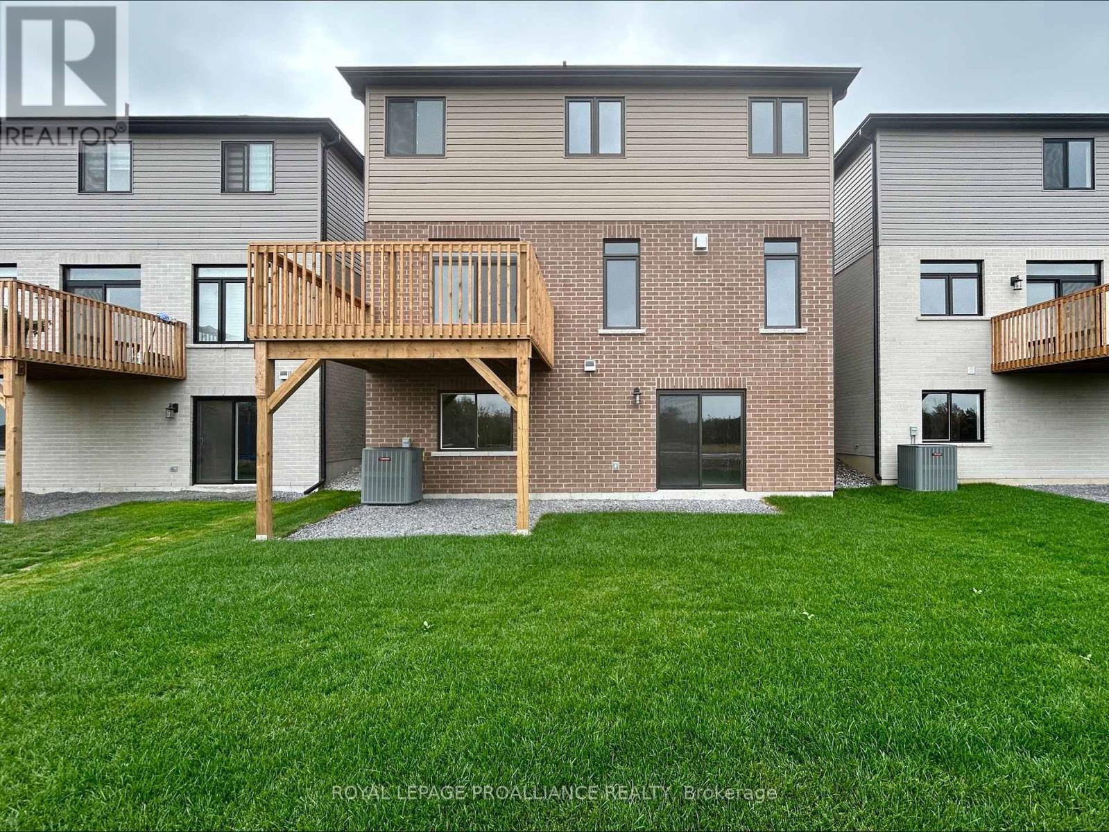 












14 PEACE RIVER STREET

,
Belleville (Thurlow Ward),




Ontario
K8N0V6

