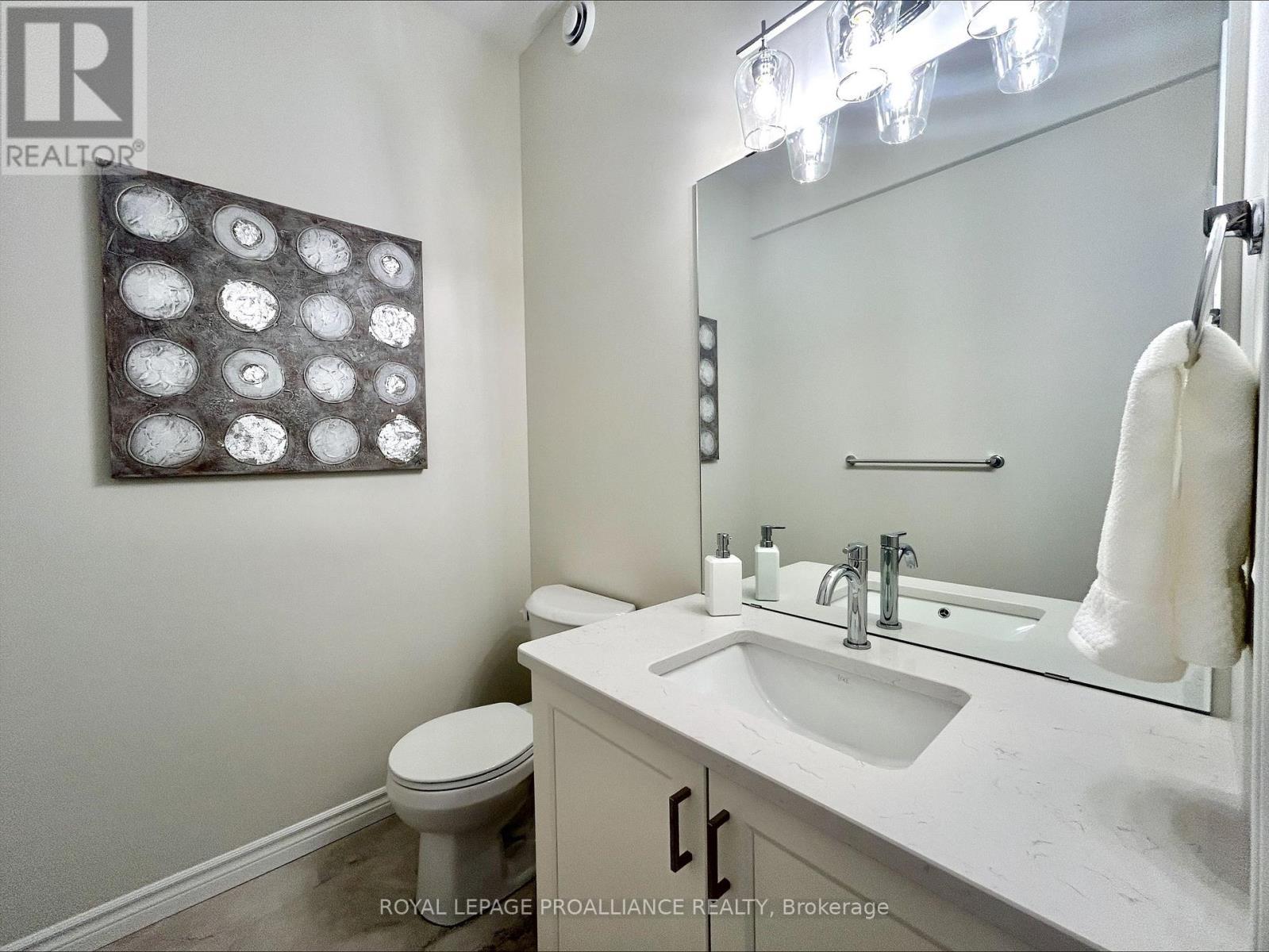 












14 PEACE RIVER STREET

,
Belleville (Thurlow Ward),




Ontario
K8N0V6

