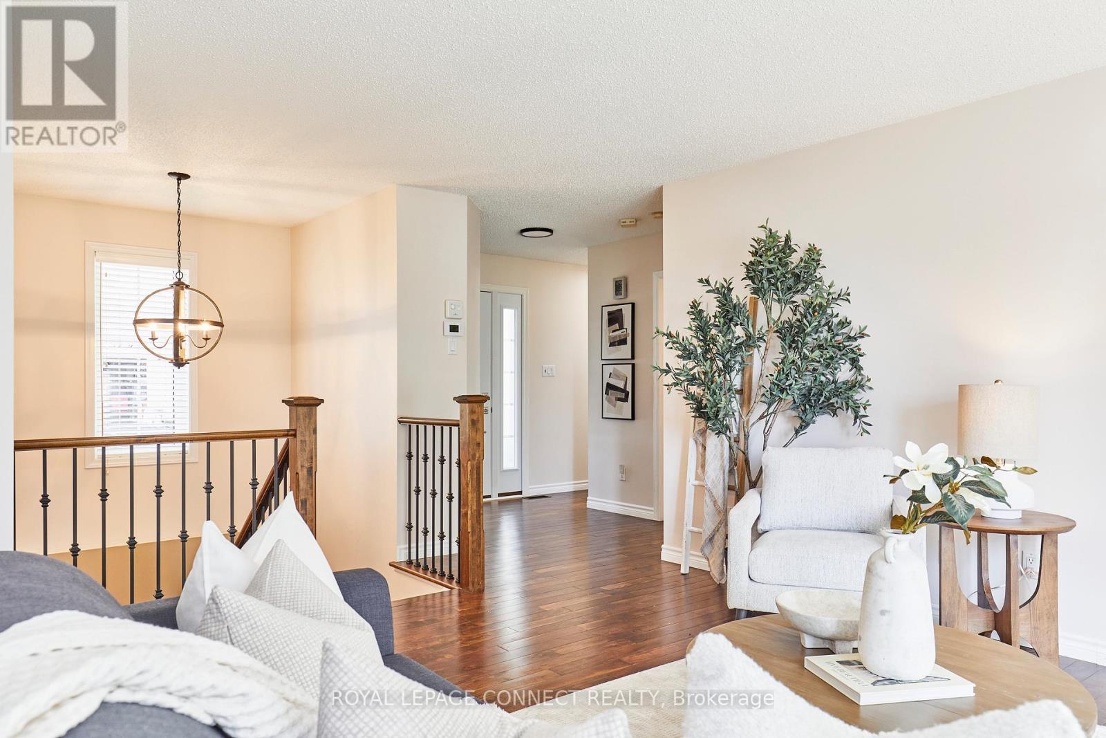 












91A WILMOT TRAIL

,
Clarington,




Ontario
L1B1B8

