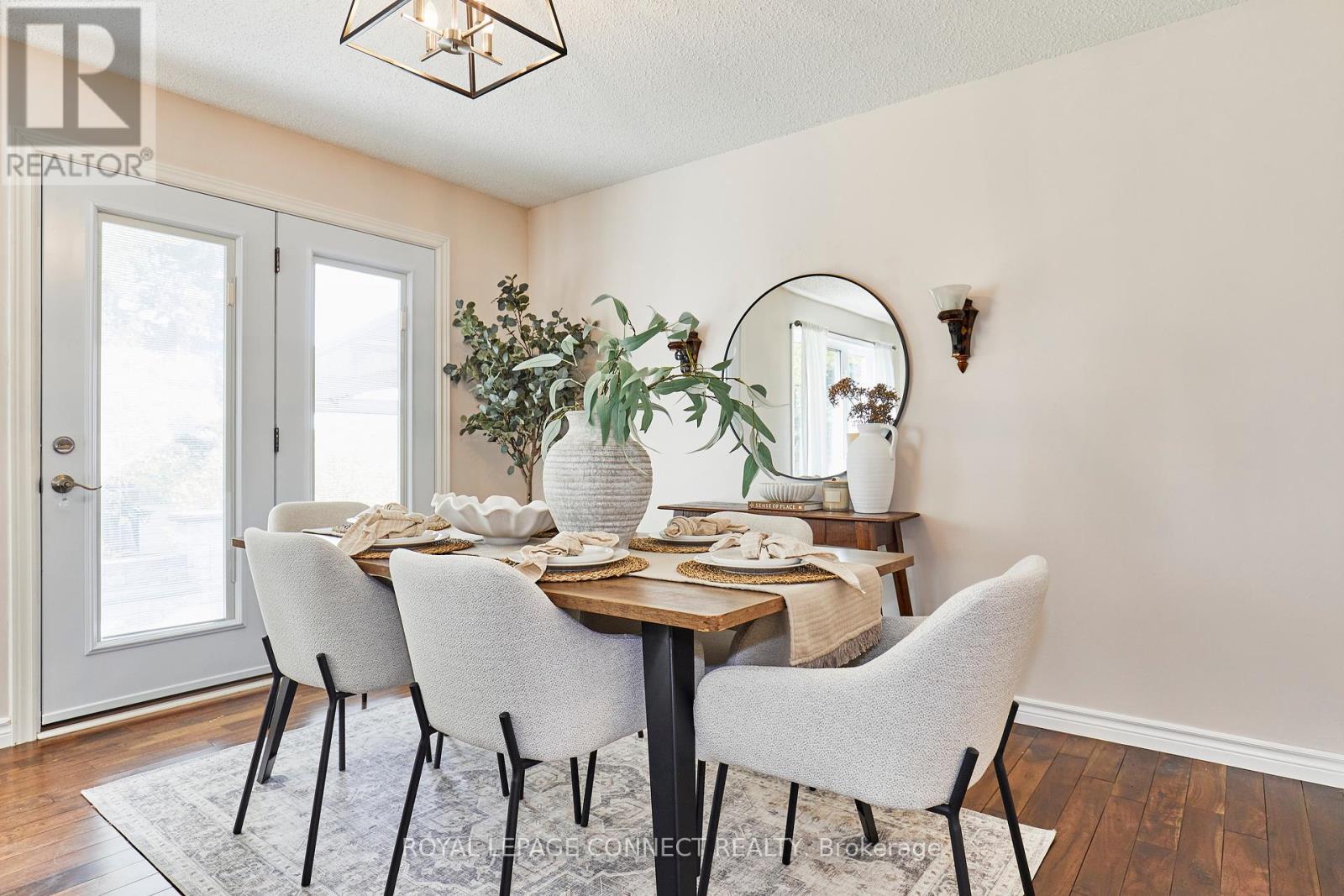 












91A WILMOT TRAIL

,
Clarington,




Ontario
L1B1B8

