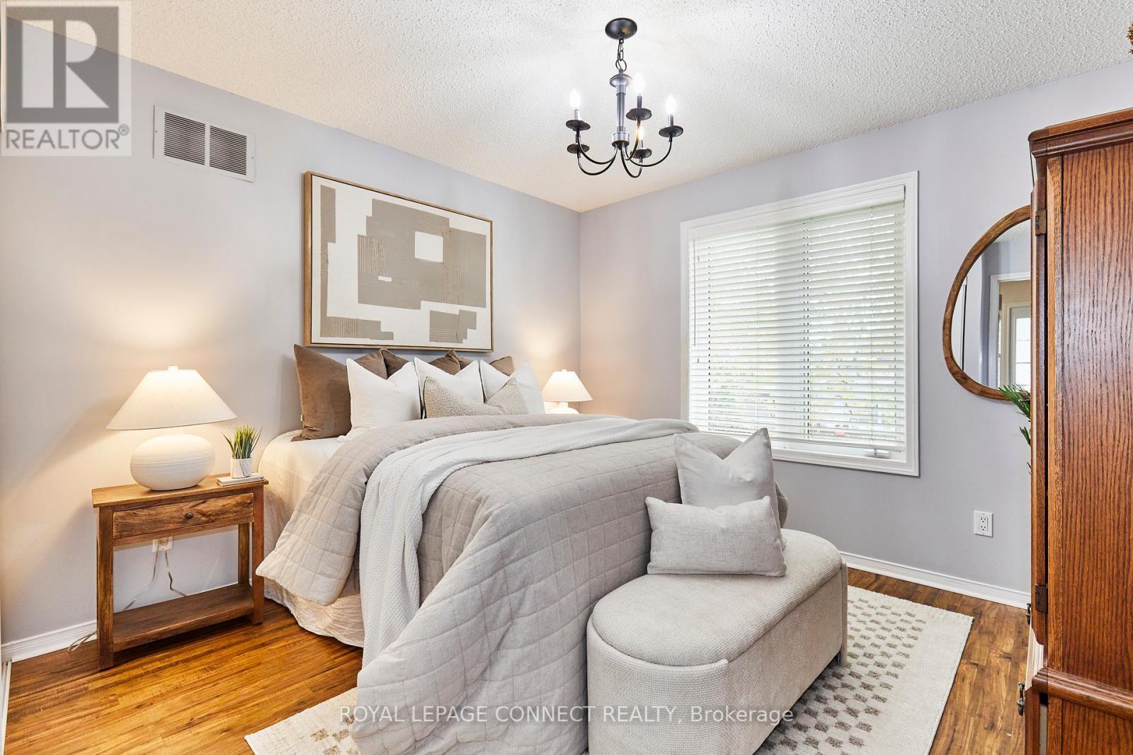 












91A WILMOT TRAIL

,
Clarington,




Ontario
L1B1B8

