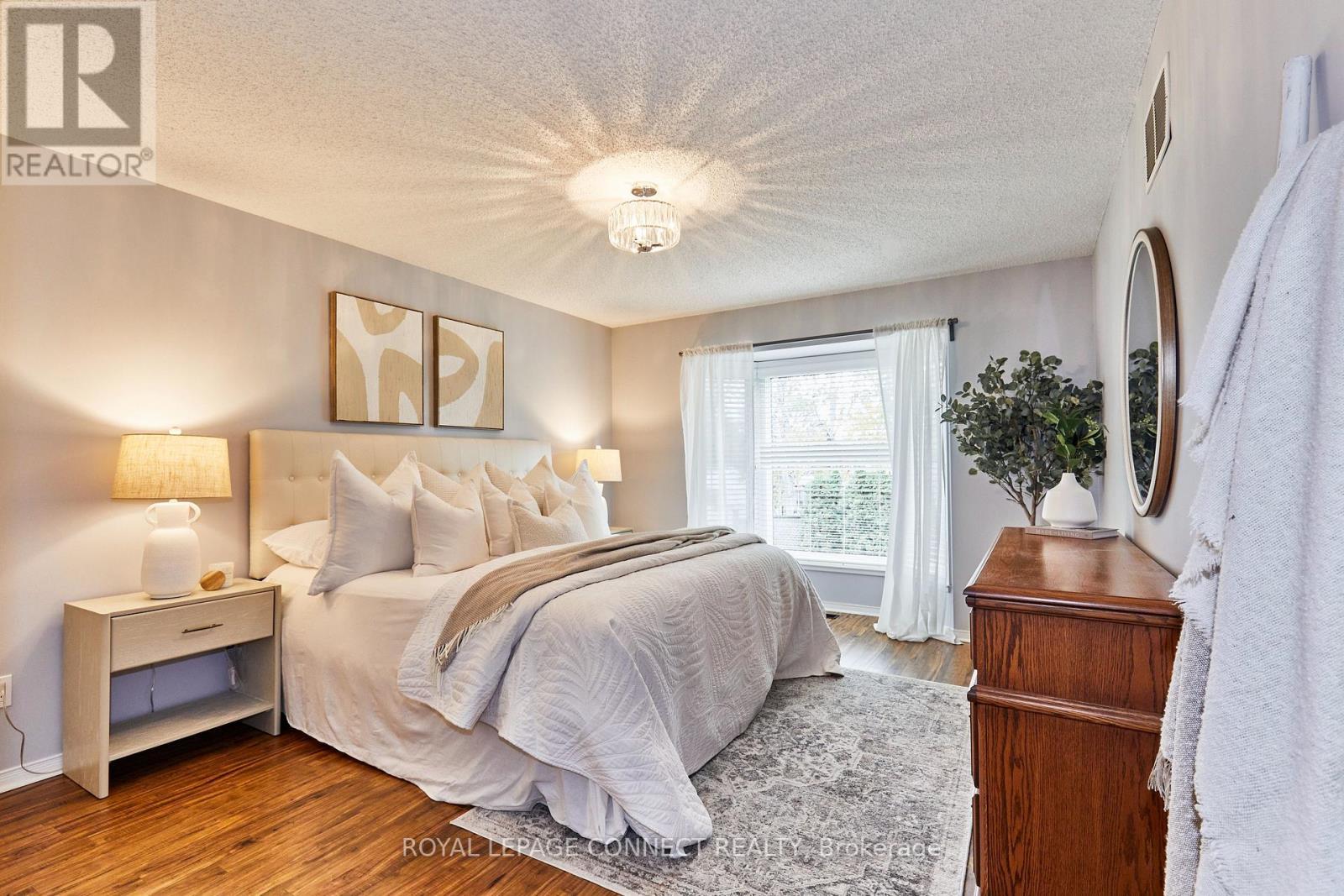 












91A WILMOT TRAIL

,
Clarington,




Ontario
L1B1B8

