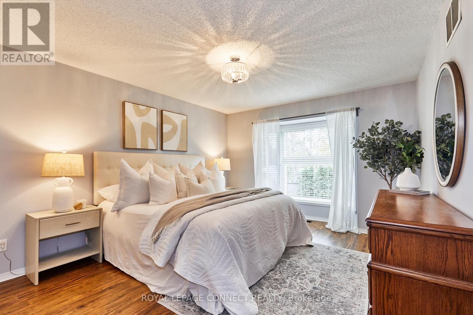 












91A WILMOT TRAIL

,
Clarington,




Ontario
L1B1B8

