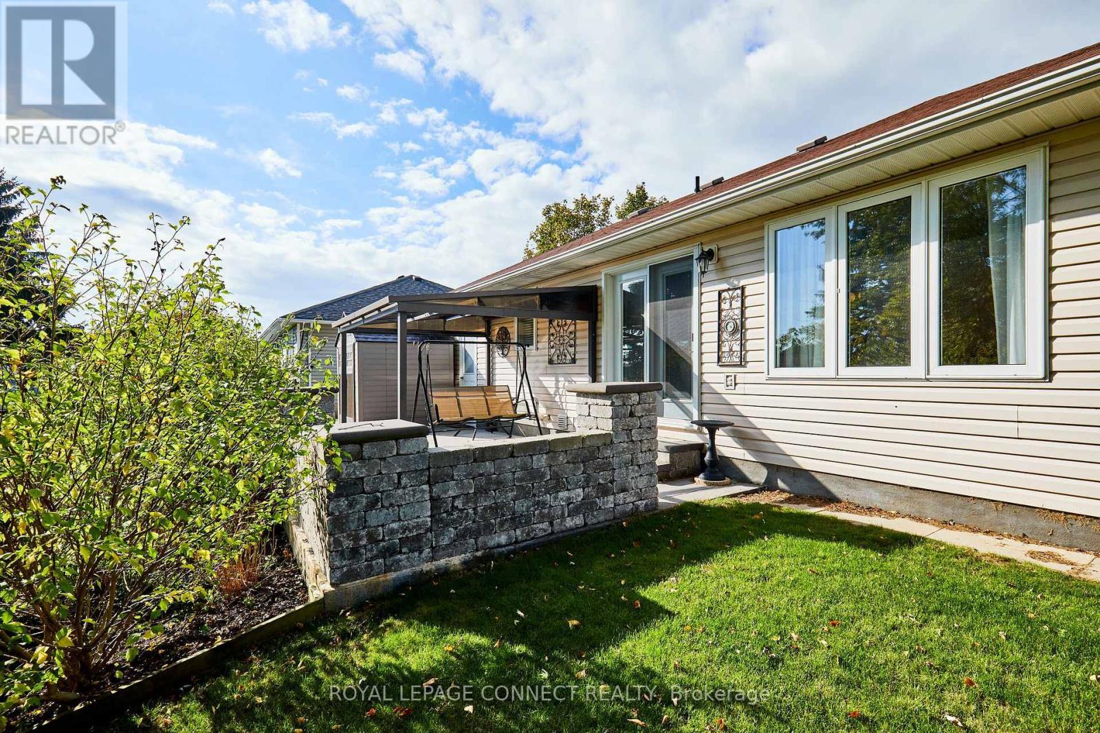 












91A WILMOT TRAIL

,
Clarington,




Ontario
L1B1B8

