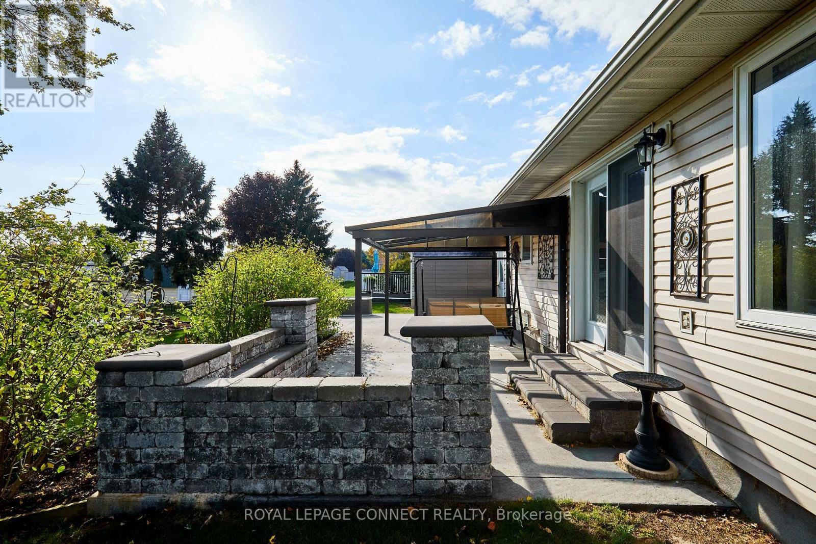 












91A WILMOT TRAIL

,
Clarington,




Ontario
L1B1B8

