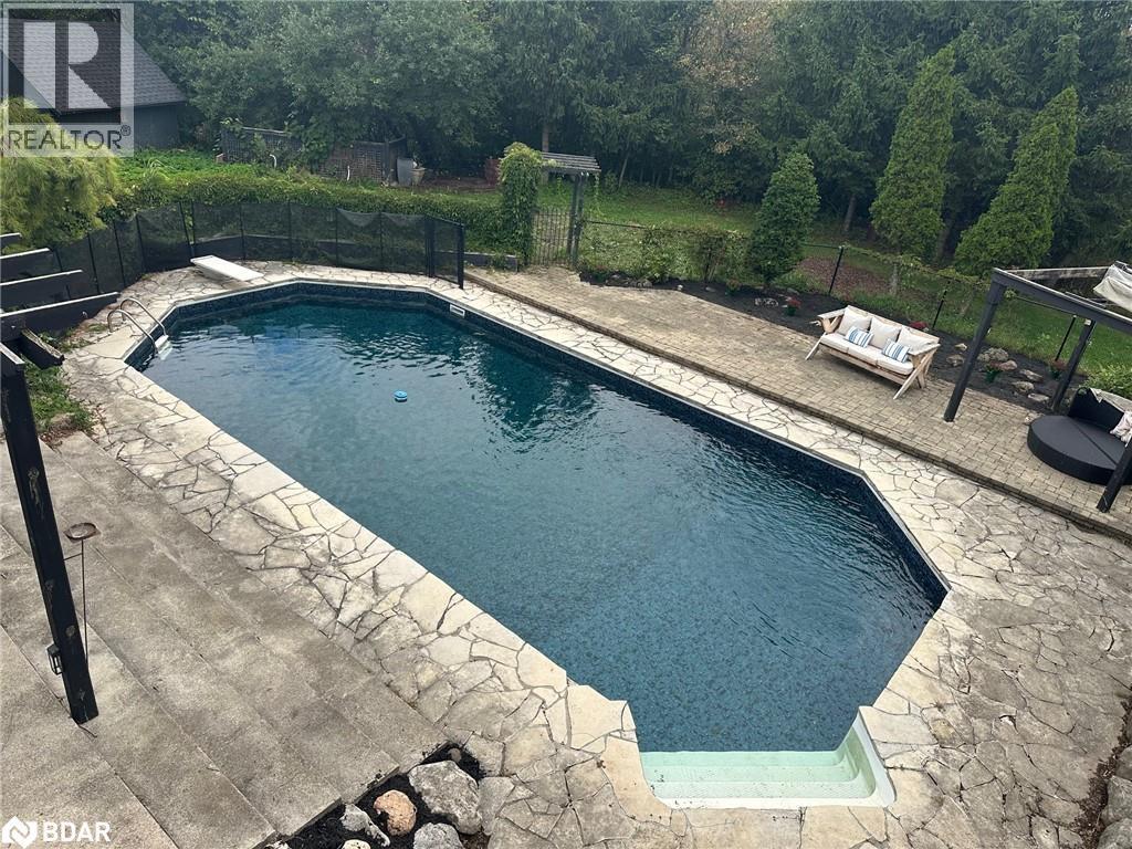 












12840 BRITANNIA Road

,
Milton,




Ontario
L9E0V3

