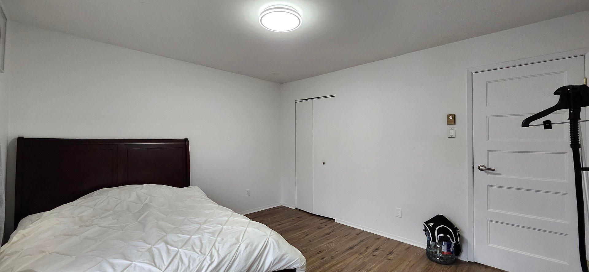 









8426


Av. Papineau

,
Montréal (Ahuntsic-Cartierville),




QC
H2M2R5

