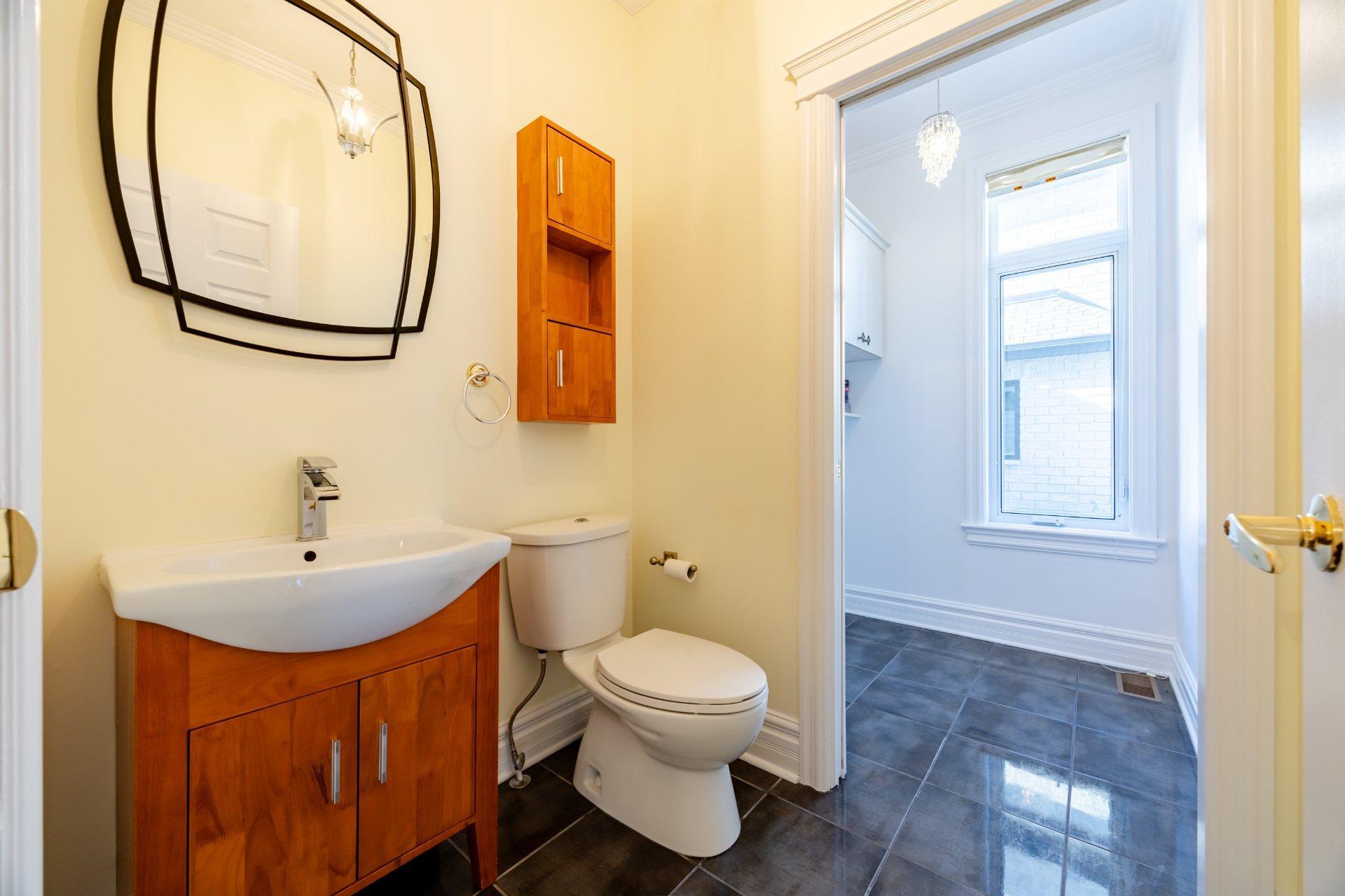 









4893


Rue du Persan

,
Montréal (Pierrefonds-Roxboro),




QC
H9K0A4


