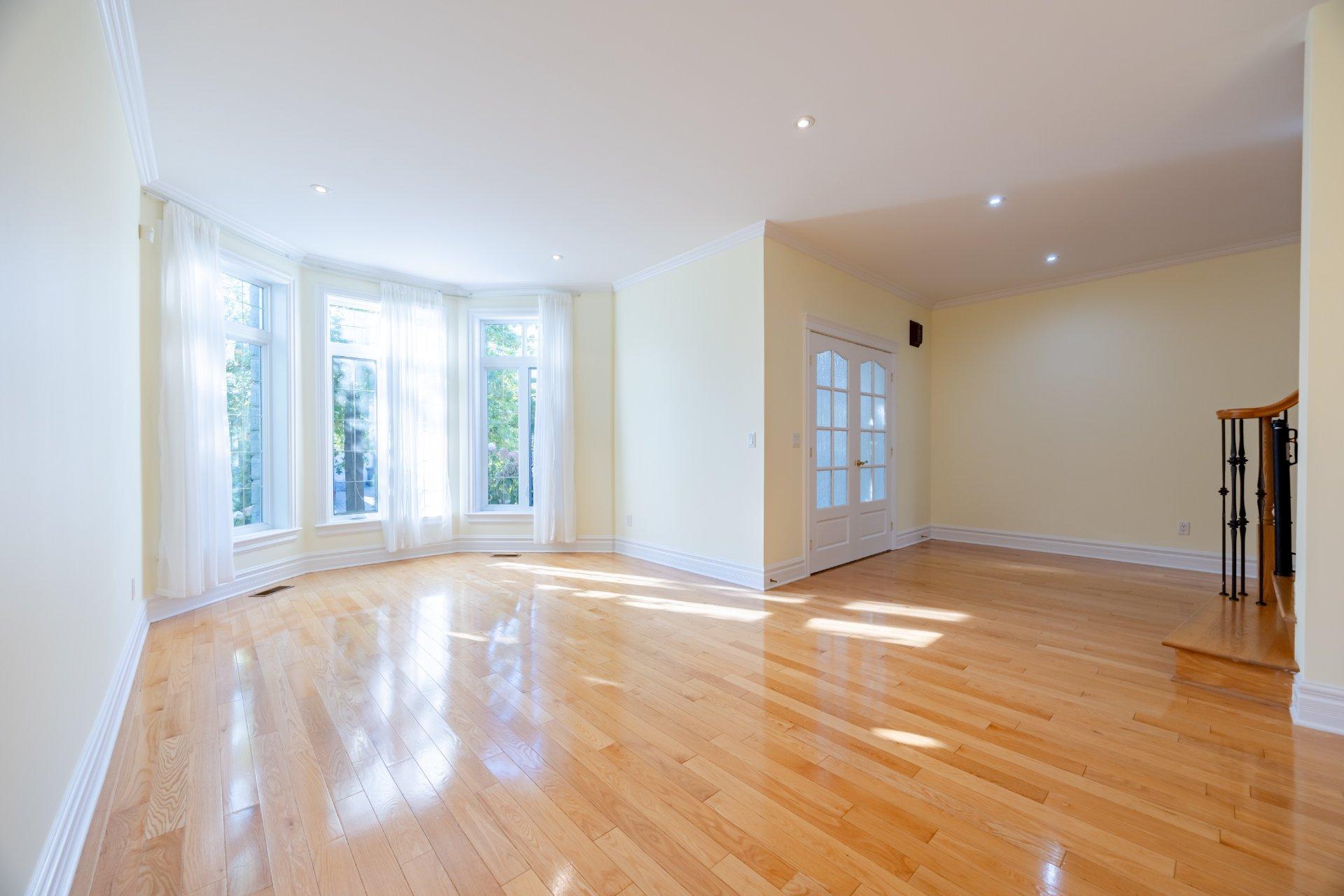 









4893


Rue du Persan

,
Montréal (Pierrefonds-Roxboro),




QC
H9K0A4

