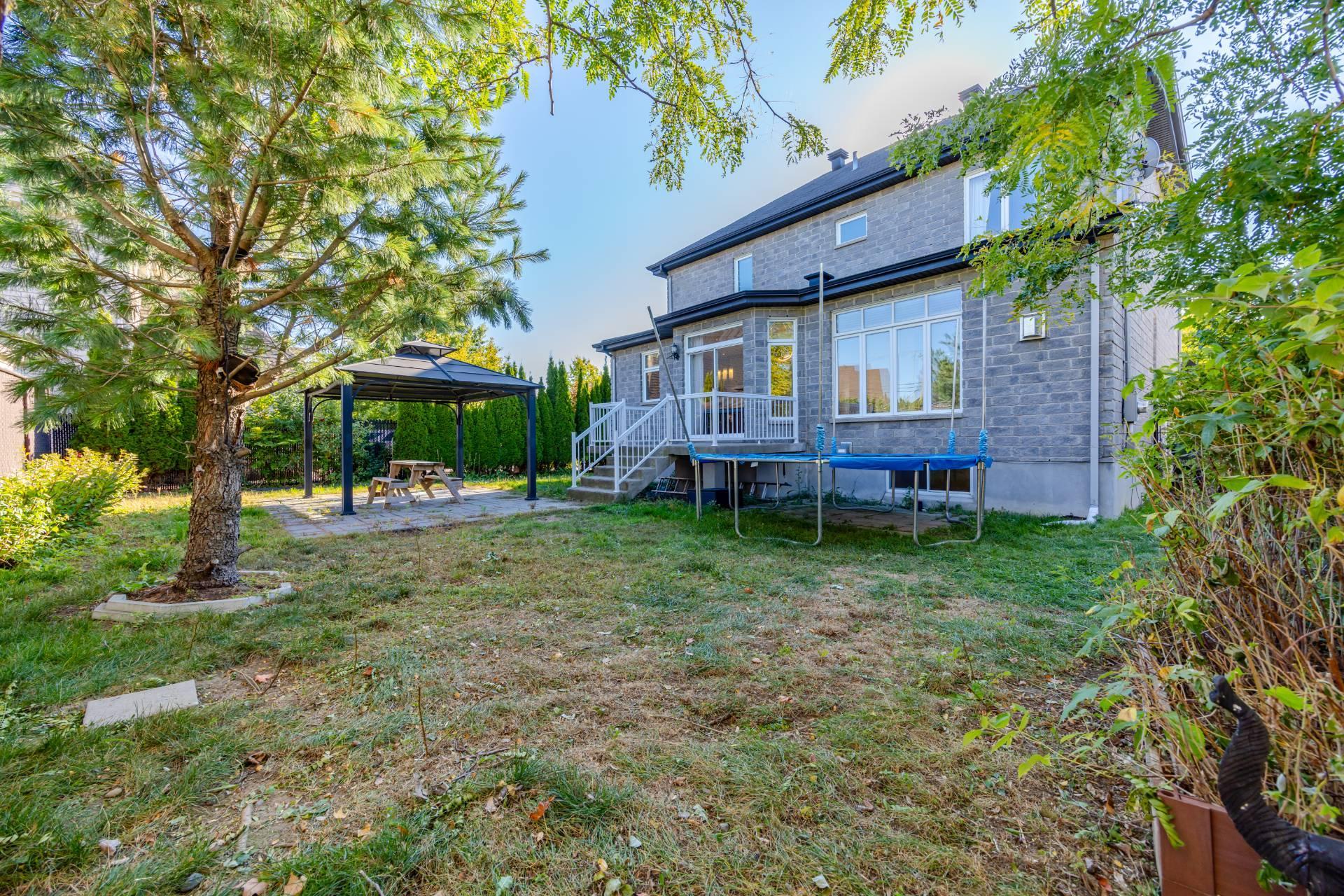 









4893


Rue du Persan

,
Montréal (Pierrefonds-Roxboro),




QC
H9K0A4

