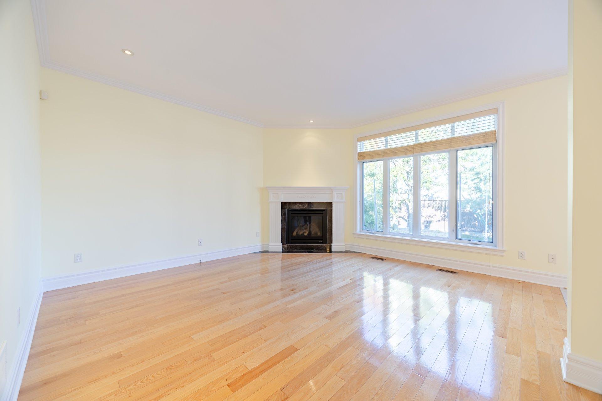 









4893


Rue du Persan

,
Montréal (Pierrefonds-Roxboro),




QC
H9K0A4

