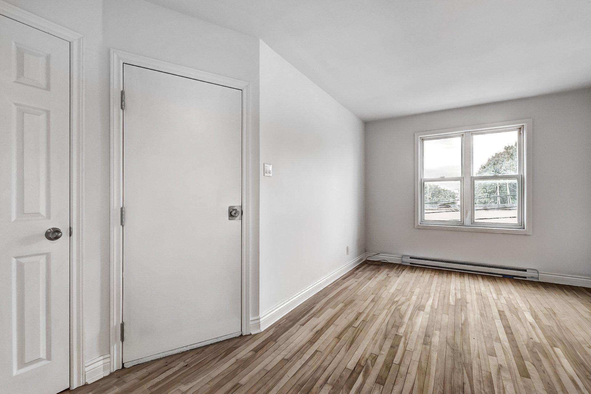 









5


Av. Windsor

, 6,
Montréal (Lachine),




QC
H8R1P8

